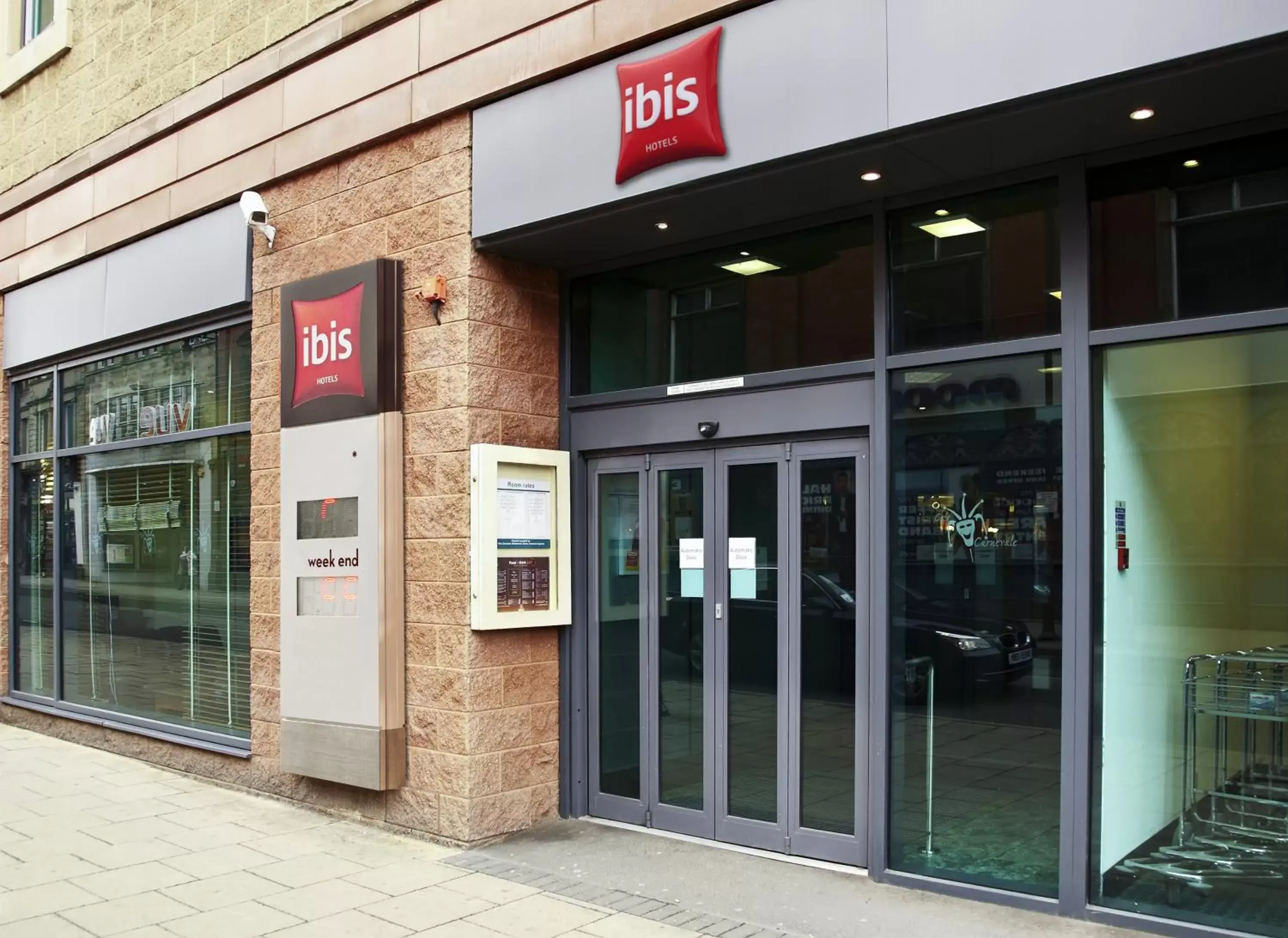 Facade/entrance in ibis Carlisle City Centre