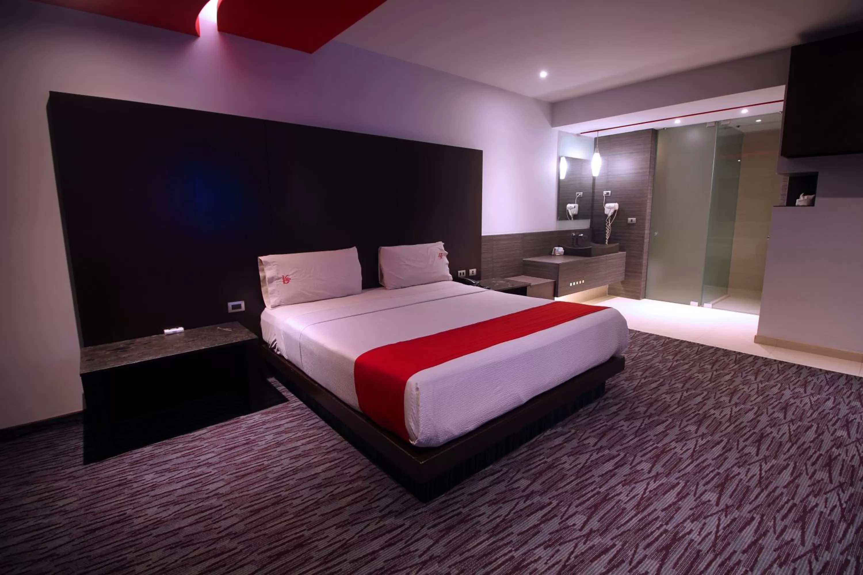 Photo of the whole room, Bed in Motel Via