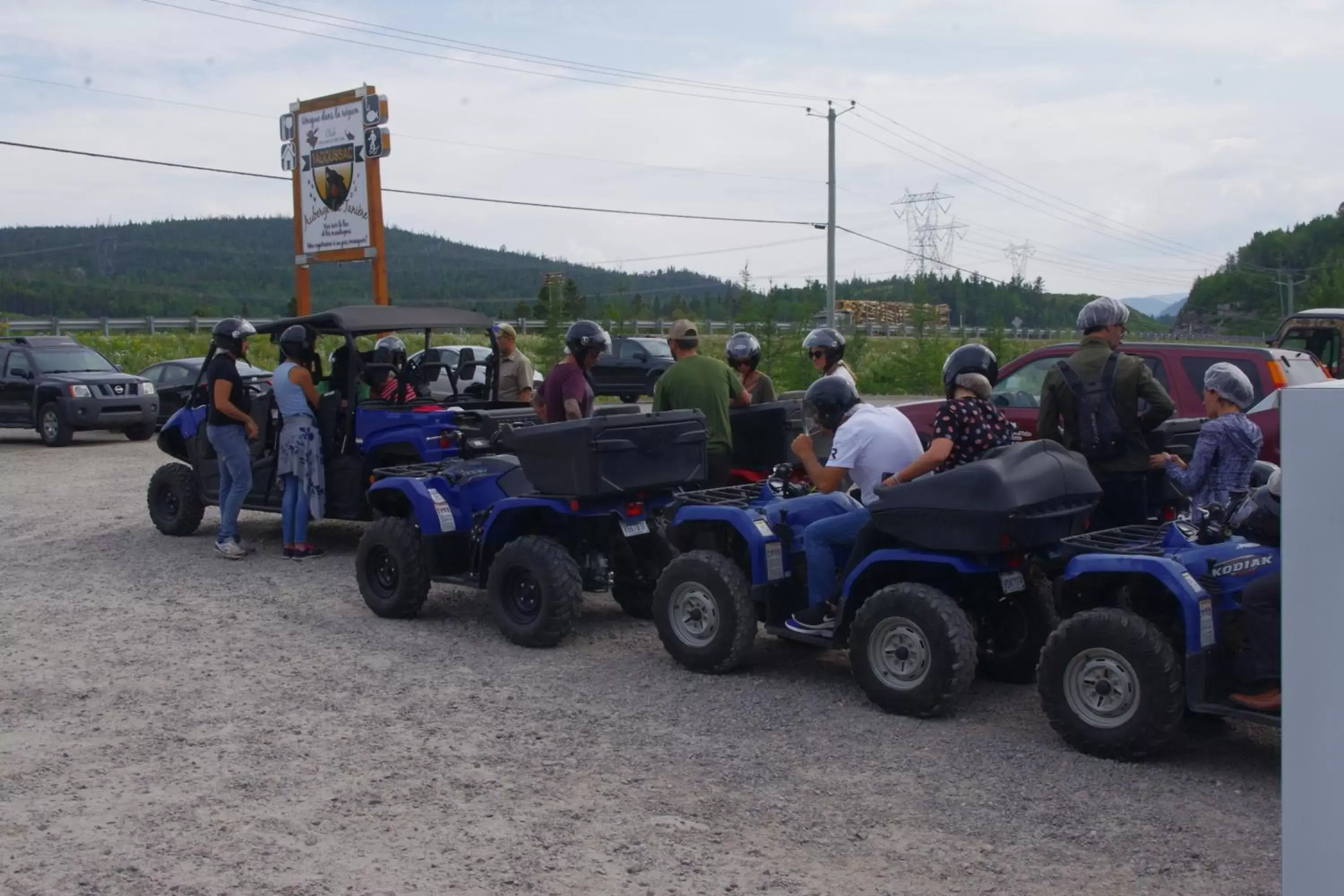 Hiking, Other Activities in Auberge La Tanière