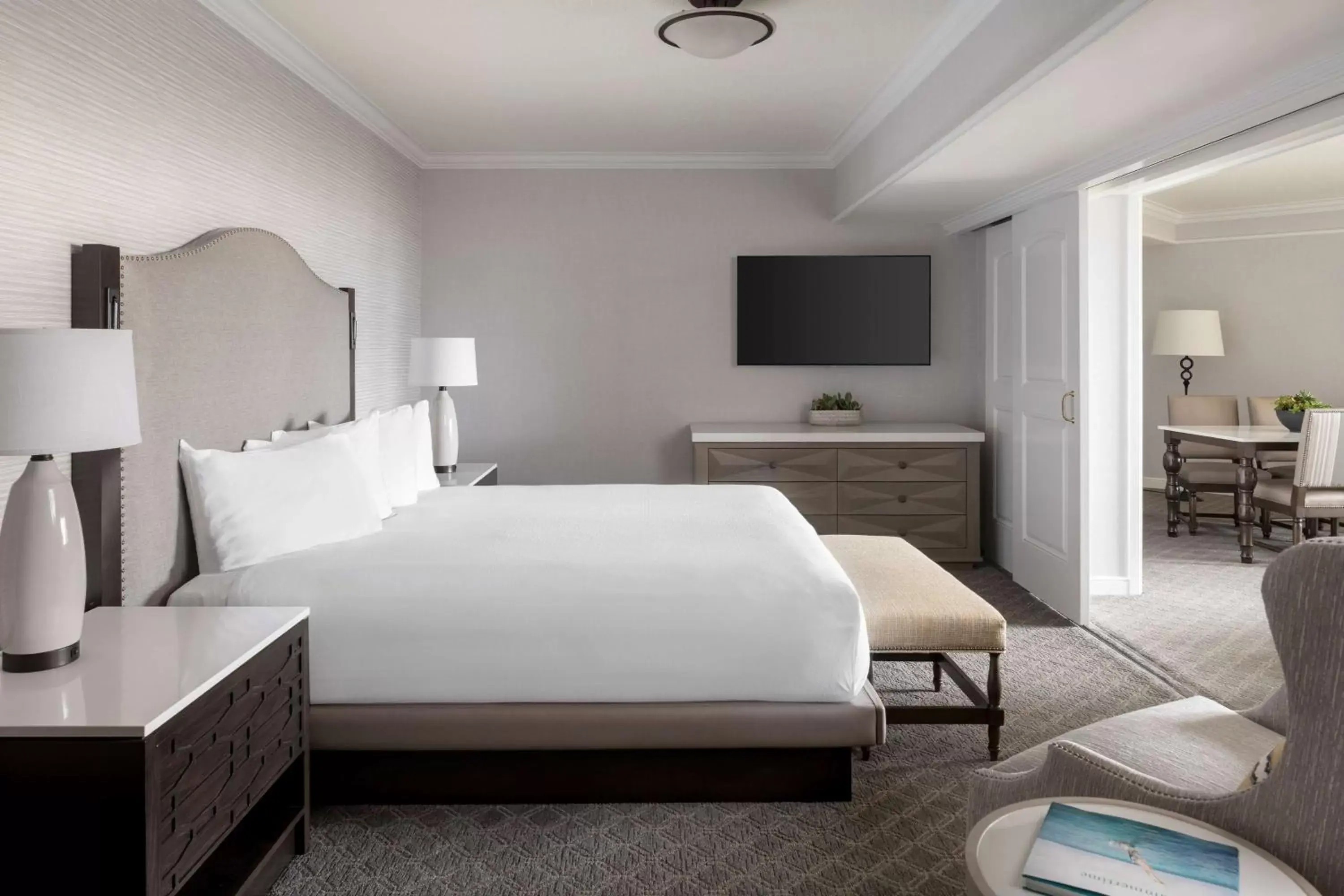 Photo of the whole room, Bed in Hyatt Regency Huntington Beach Resort and Spa