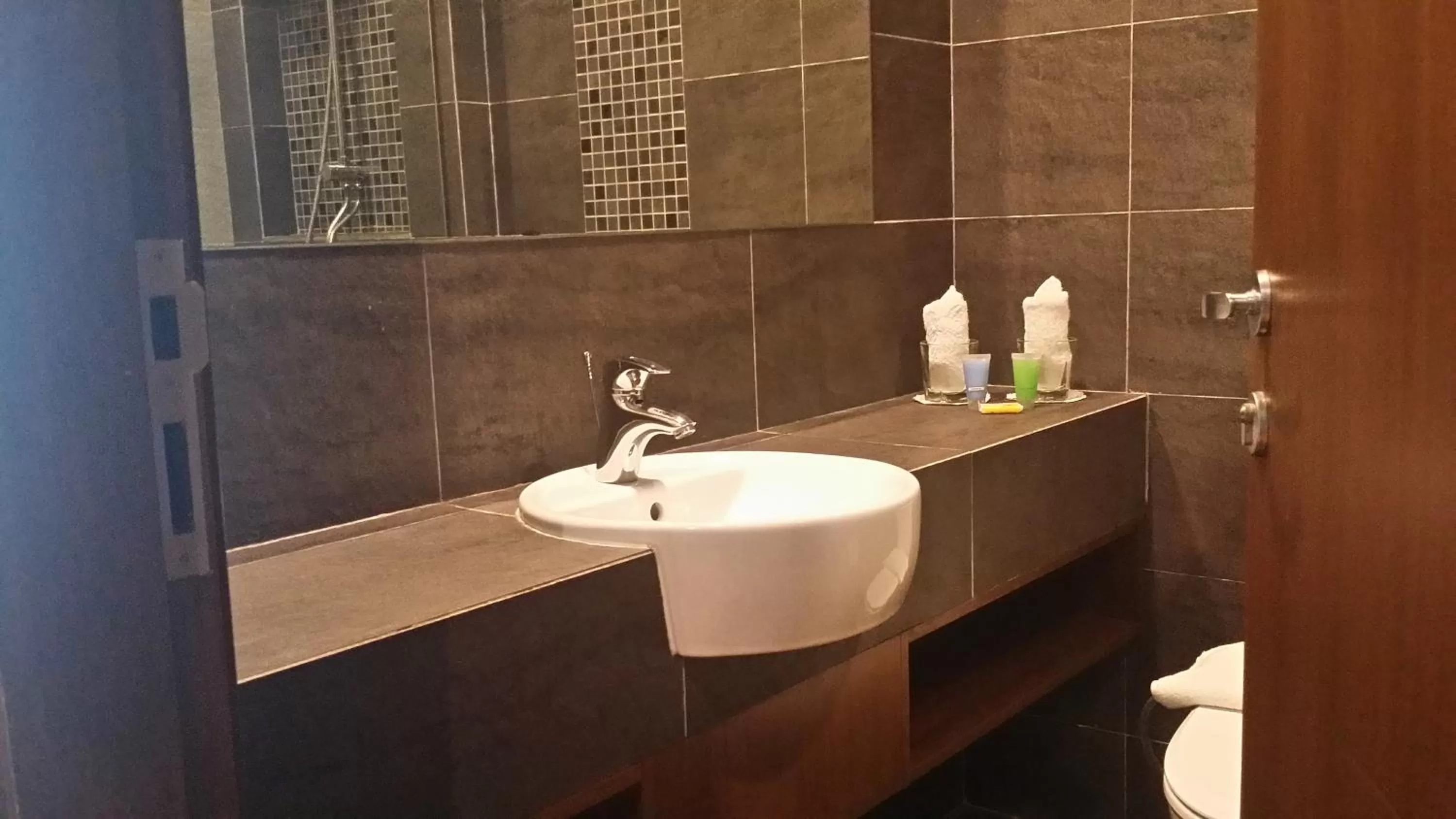 Bathroom in Keoja Hotel