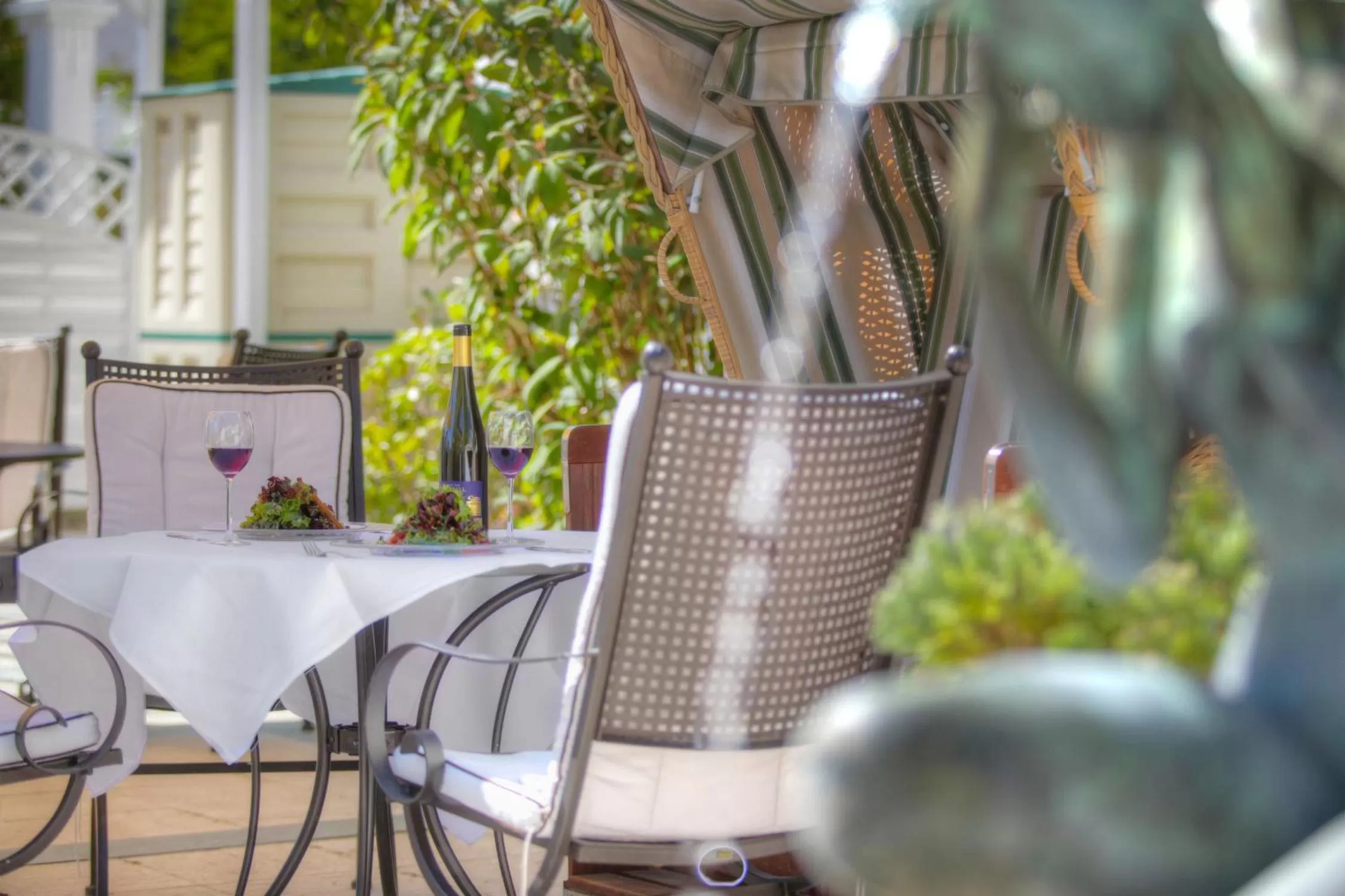 Balcony/Terrace in SEETELHOTEL Villa Esplanade mit Aurora die zwei Villen als Rückzugsorte mit Stil, Genuss und Geschichte