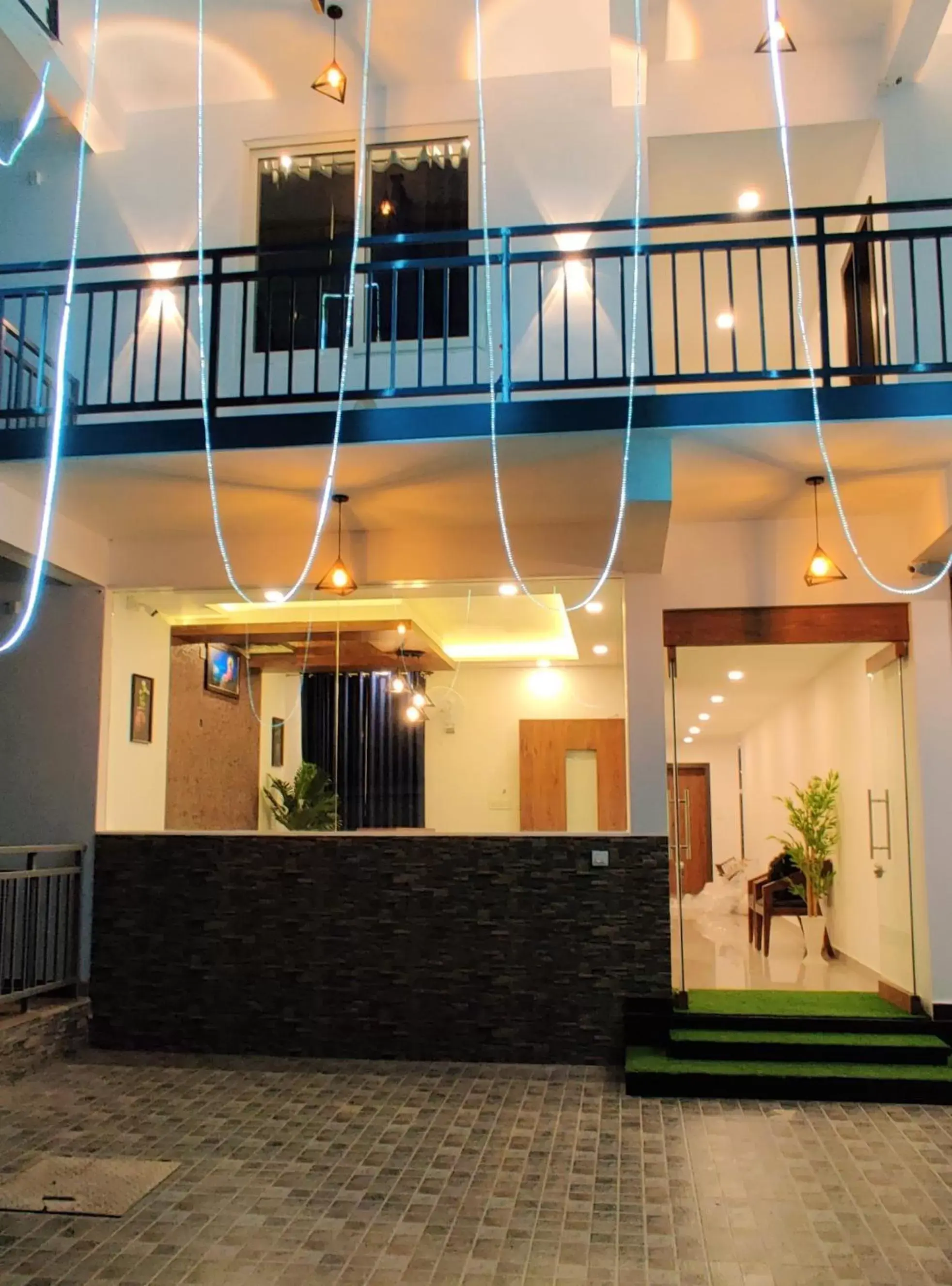 Facade/entrance in Casillda Munnar Facade/entrance in Casillda Munnar