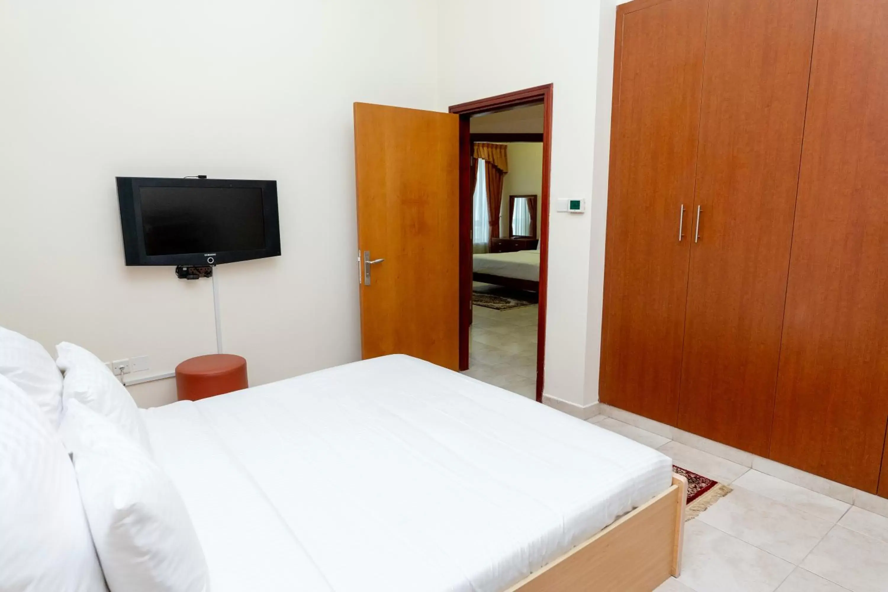 Photo of the whole room, Bed in Al Raya Hotel Apartments