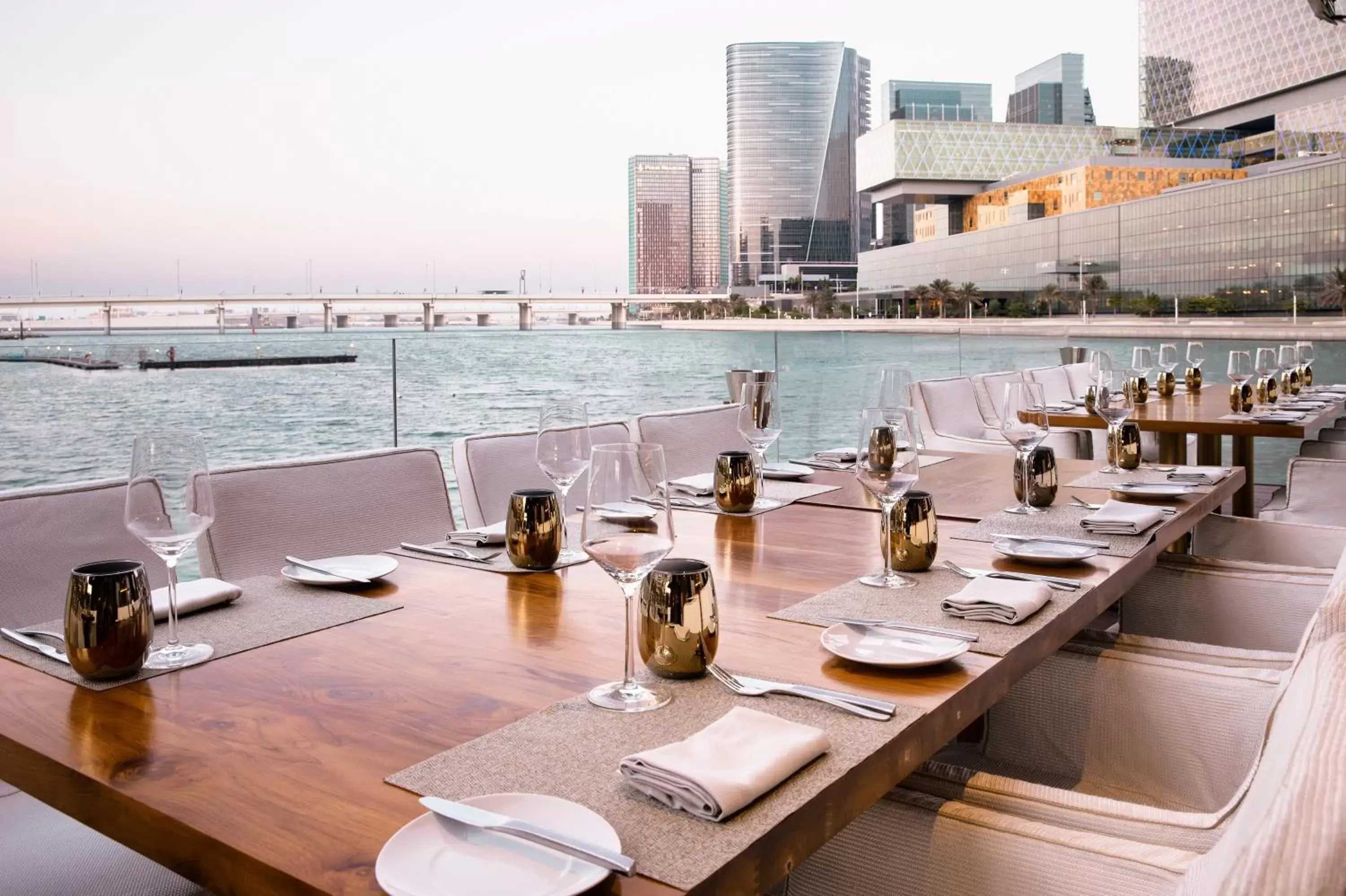 Restaurant/Places to Eat in Beach Rotana - Abu Dhabi