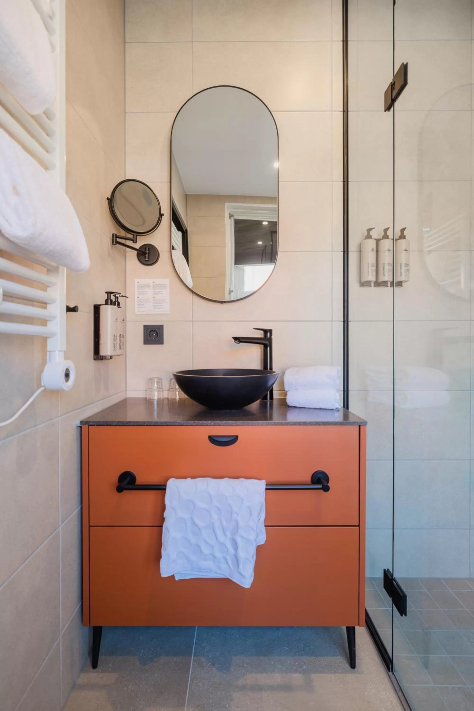 Bathroom in Hotel St Joris I Kloeg Collection