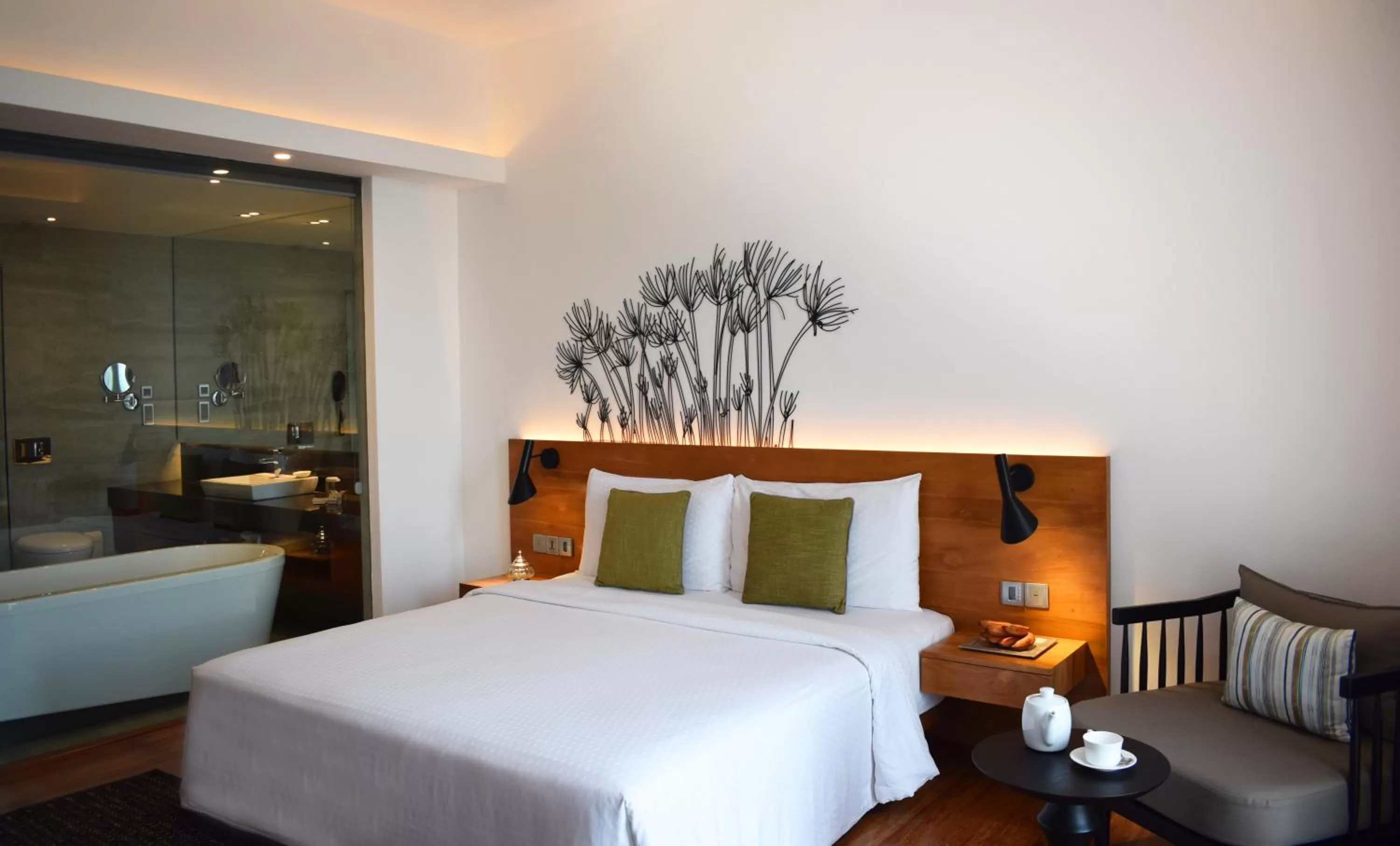 Bed in Jetwing Colombo Seven