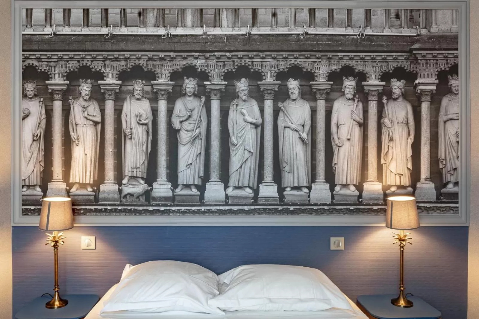 Bedroom, Bed in Hotel Saint Christophe