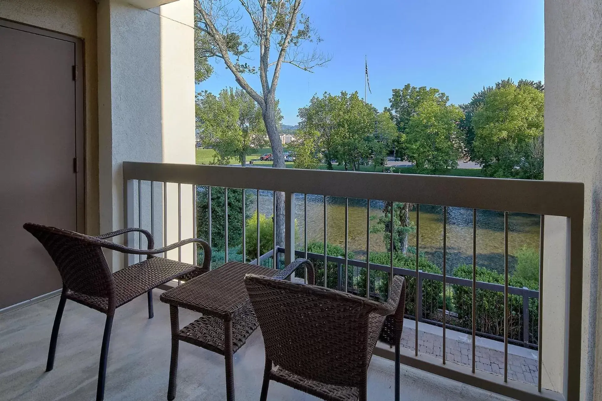 River view, Balcony/Terrace in The Inn On The River