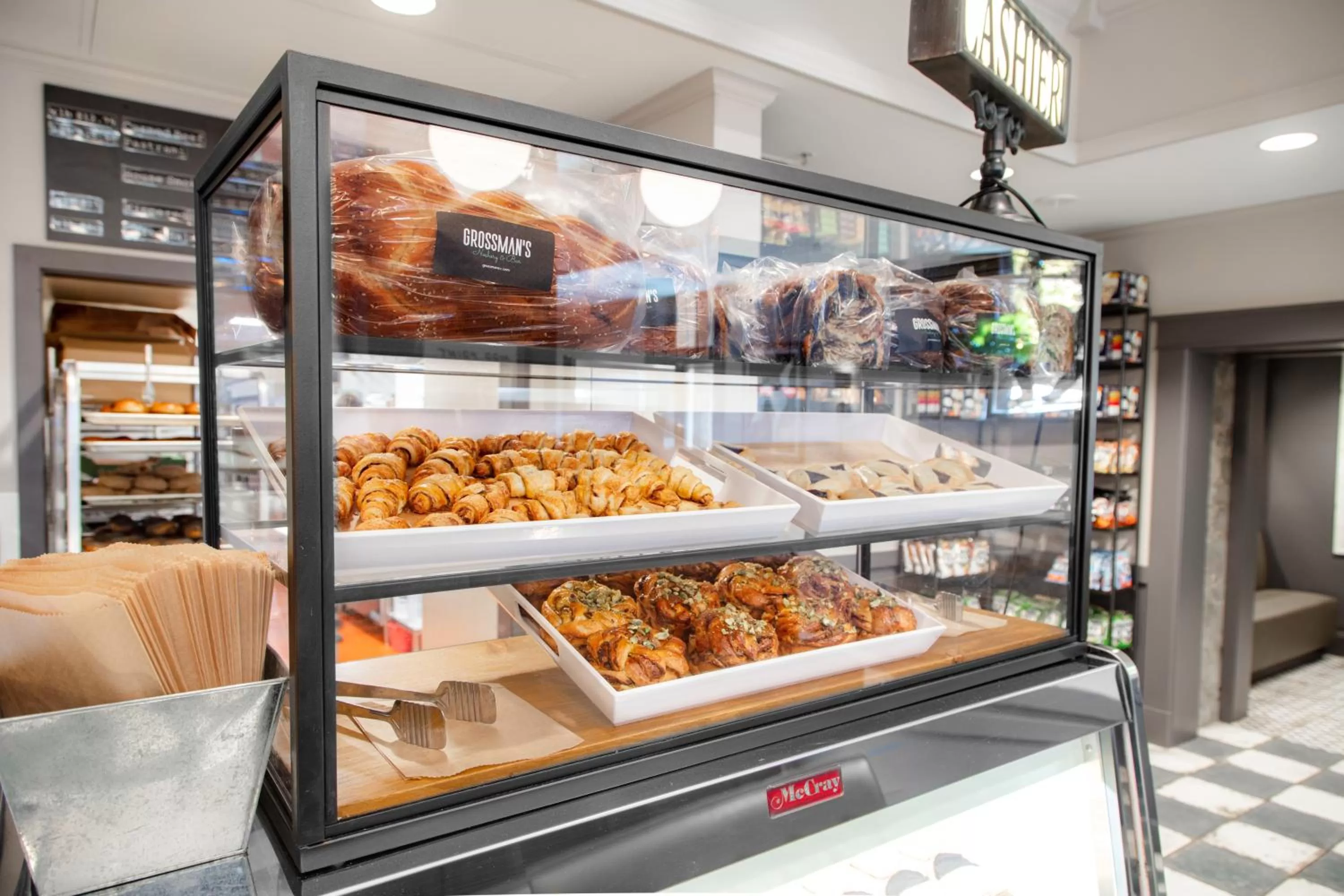 Restaurant/places to eat in Hotel La Rose