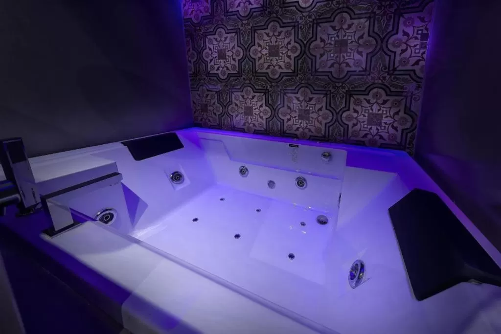 Hot Tub in Suite del Ponte Normanno
