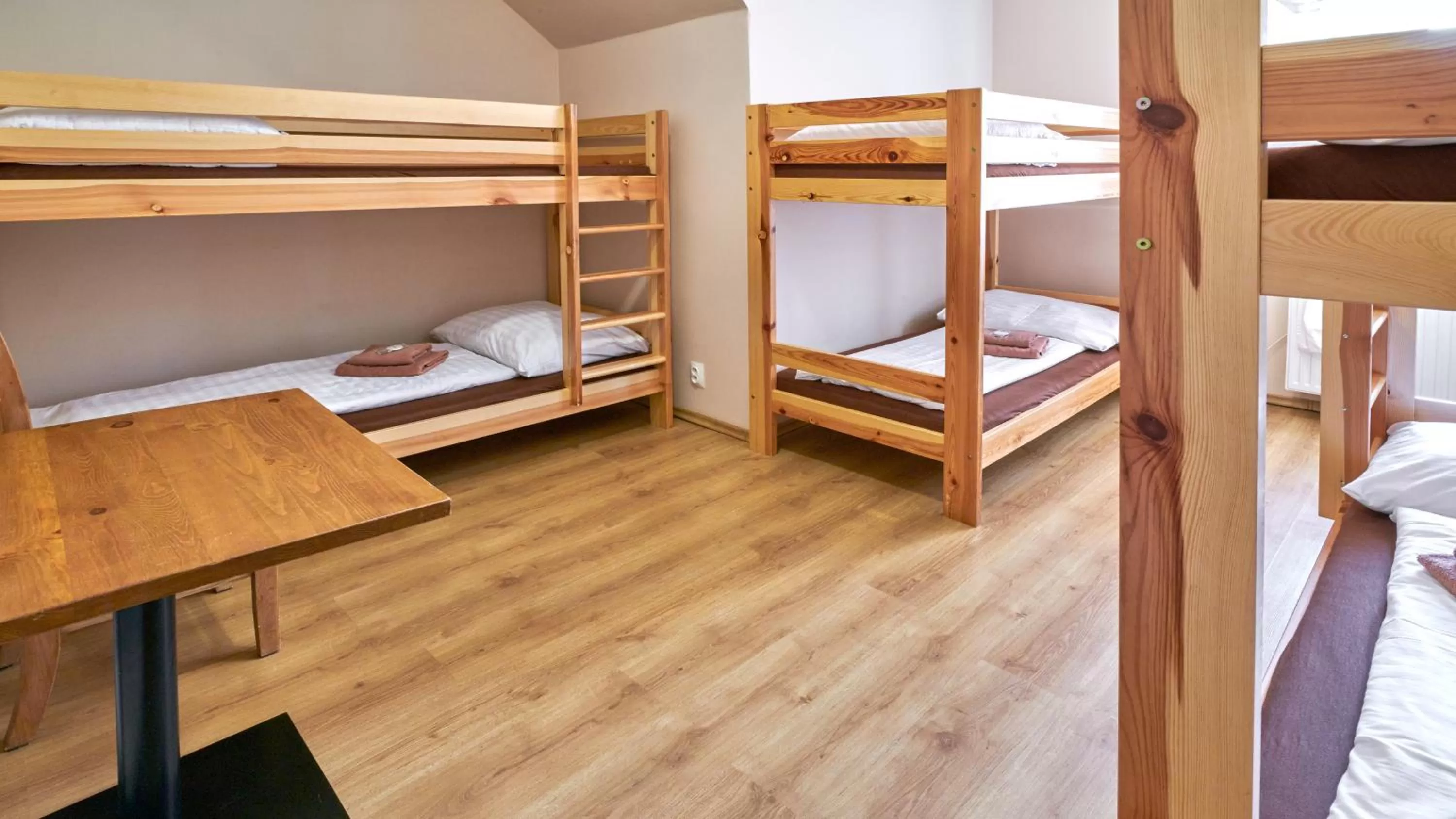 Property building, Bed in Relax hotel Valaška