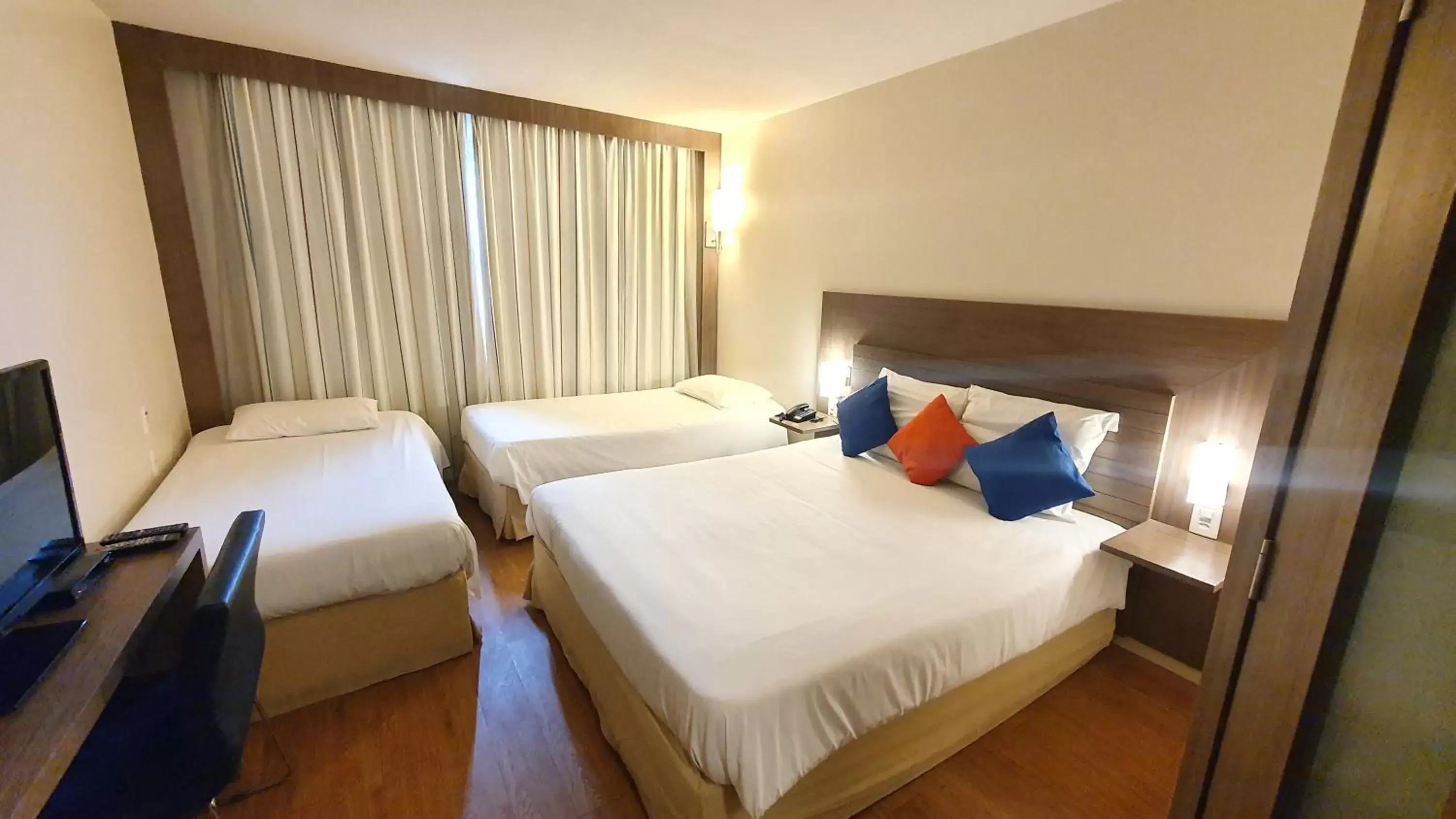 Bed in Novotel Manaus