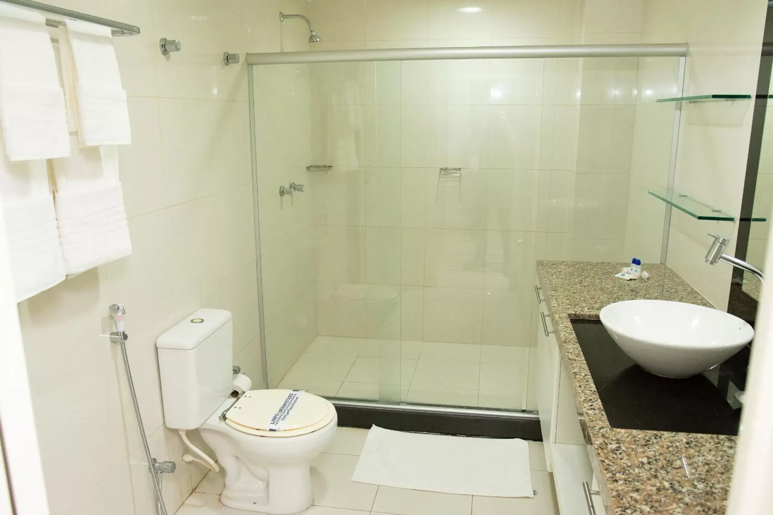 Shower, Bathroom in VOA Ambassador Flat