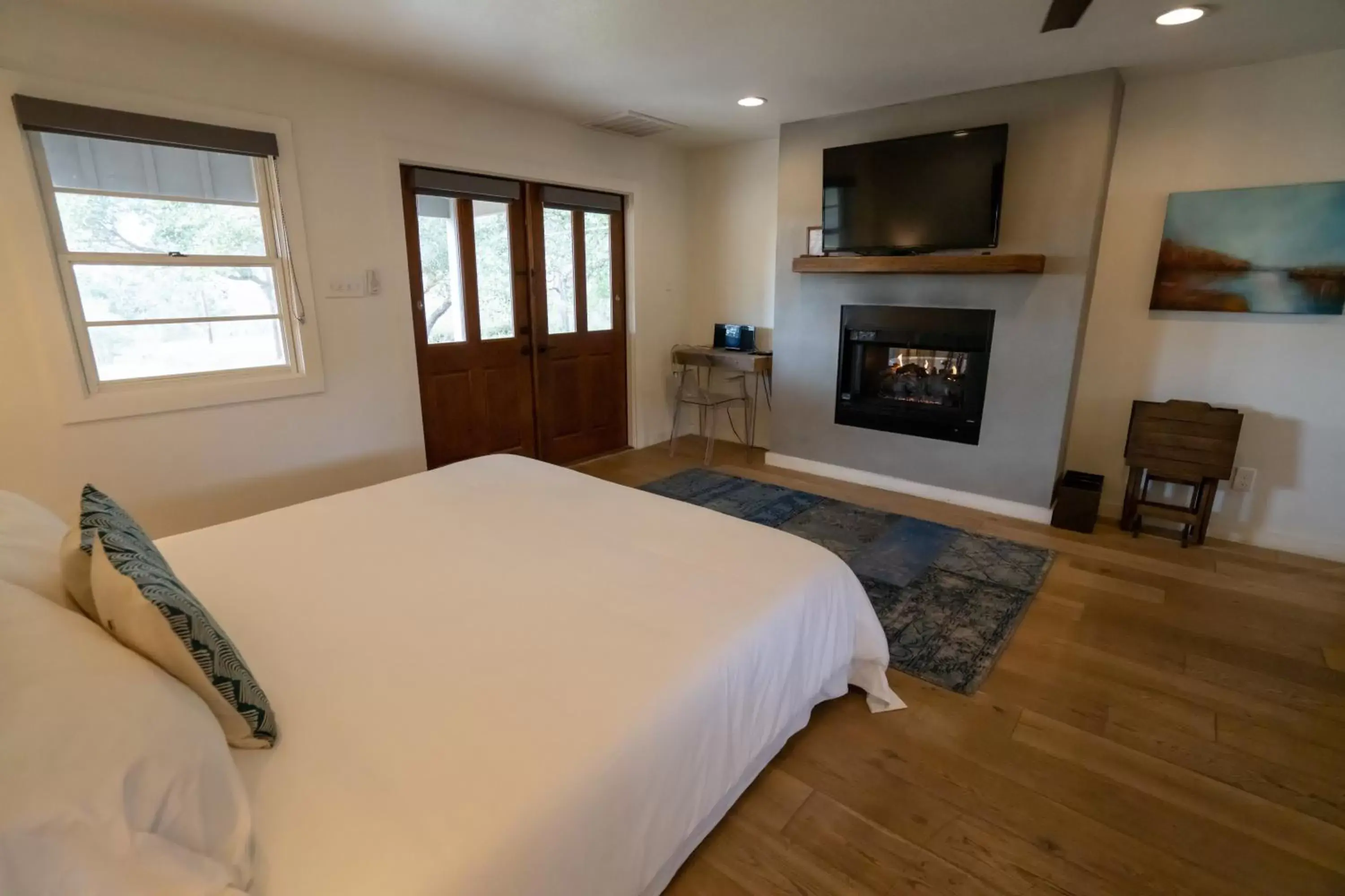 TV and multimedia, Bed in Sage Hill Inn & Spa