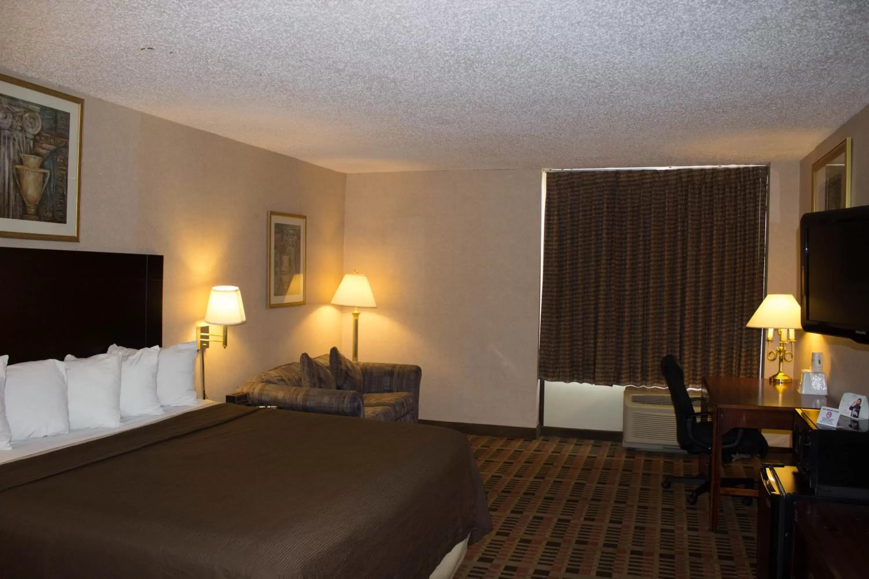 Bed in Days Inn by Wyndham Amarillo East