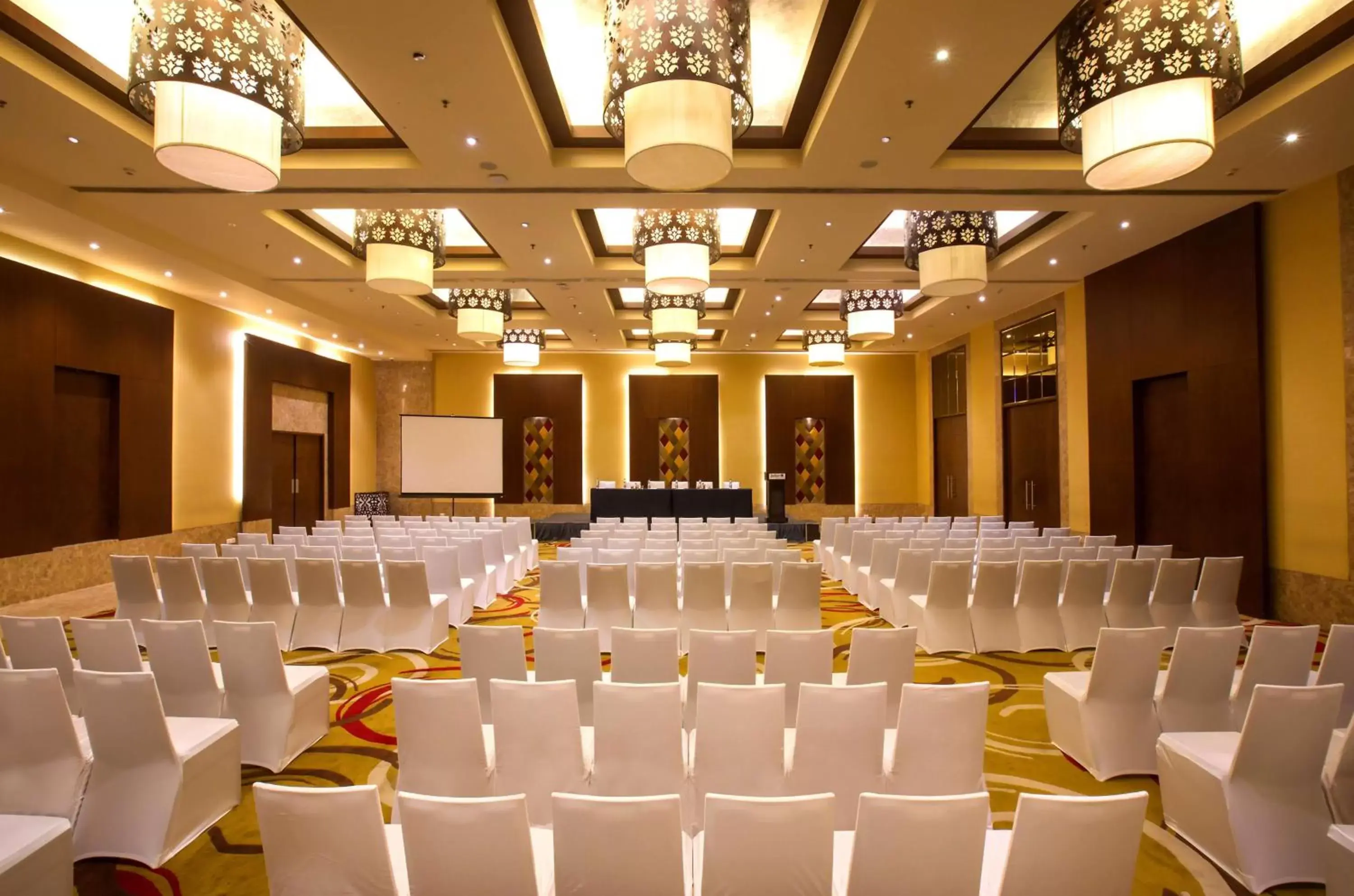 On site, Banquet Facilities in Radisson Blu Hotel Chennai City Centre