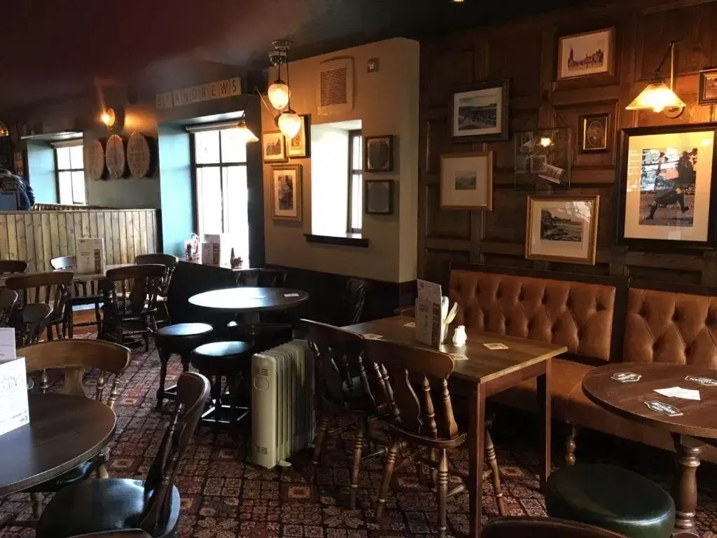 Restaurant/Places to Eat in Greyfriars Inn by Greene King Inns