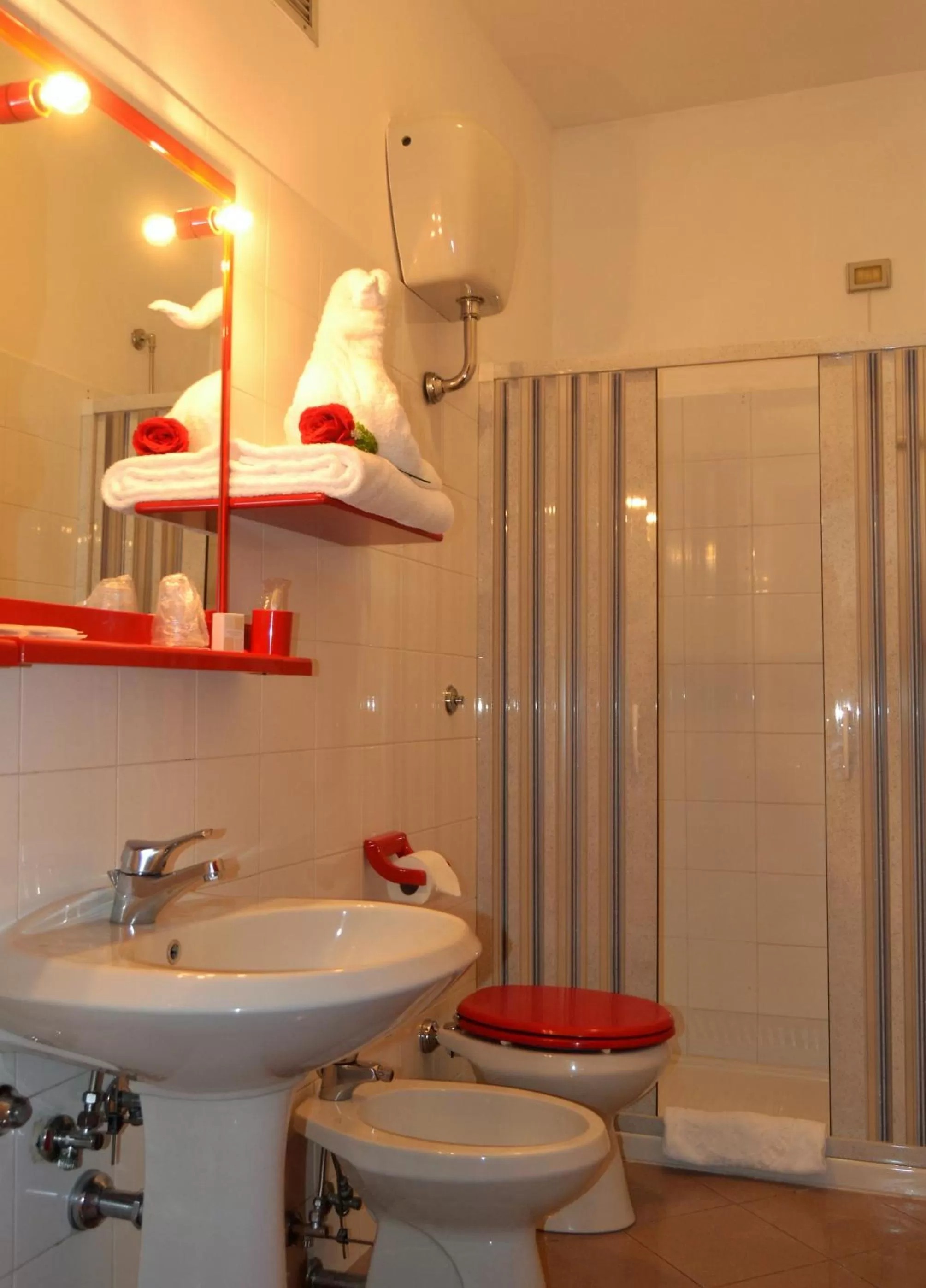 Bathroom in Hotel Facioni