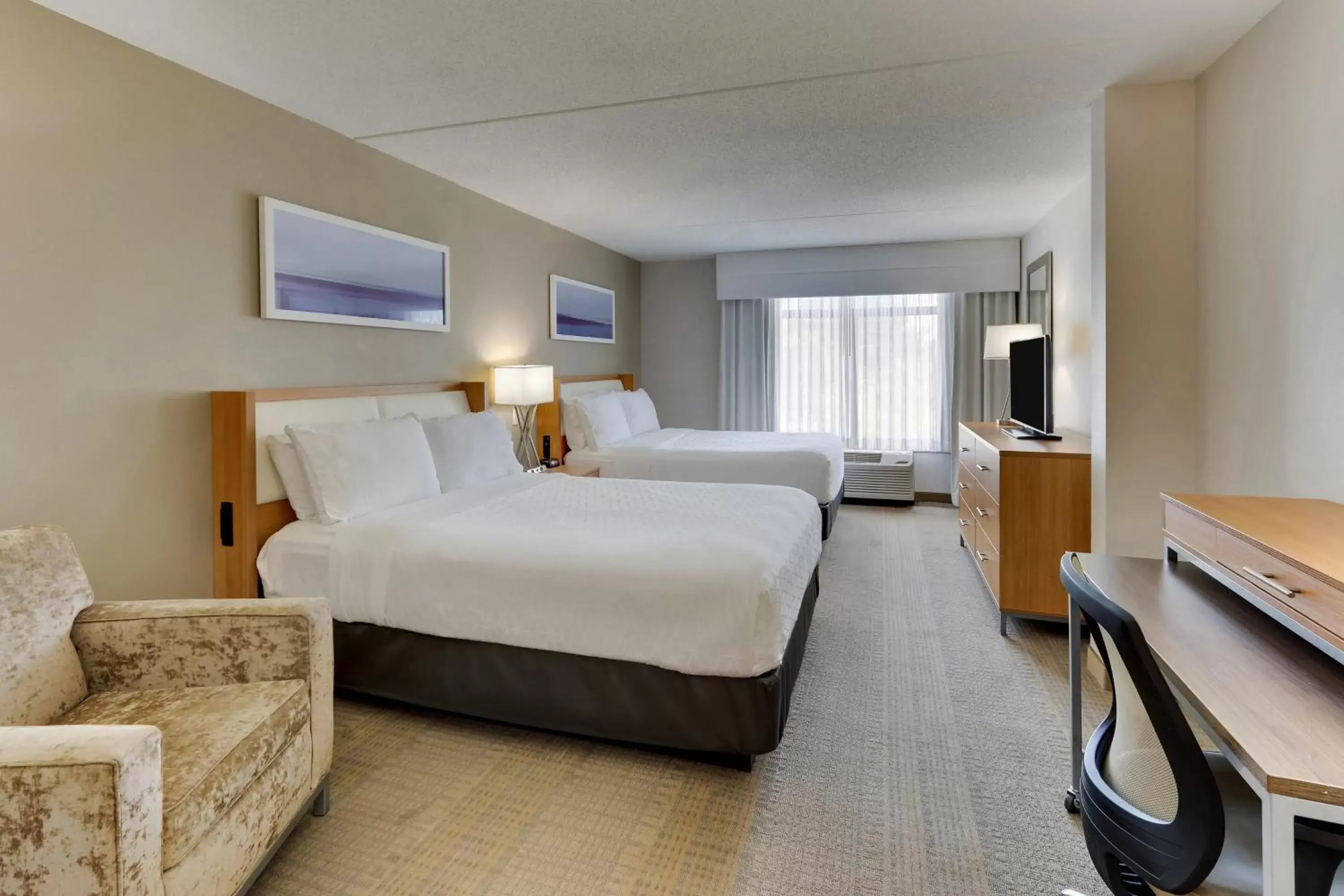 Photo of the whole room, Bed in Holiday Inn Franklin - Cool Springs, an IHG Hotel