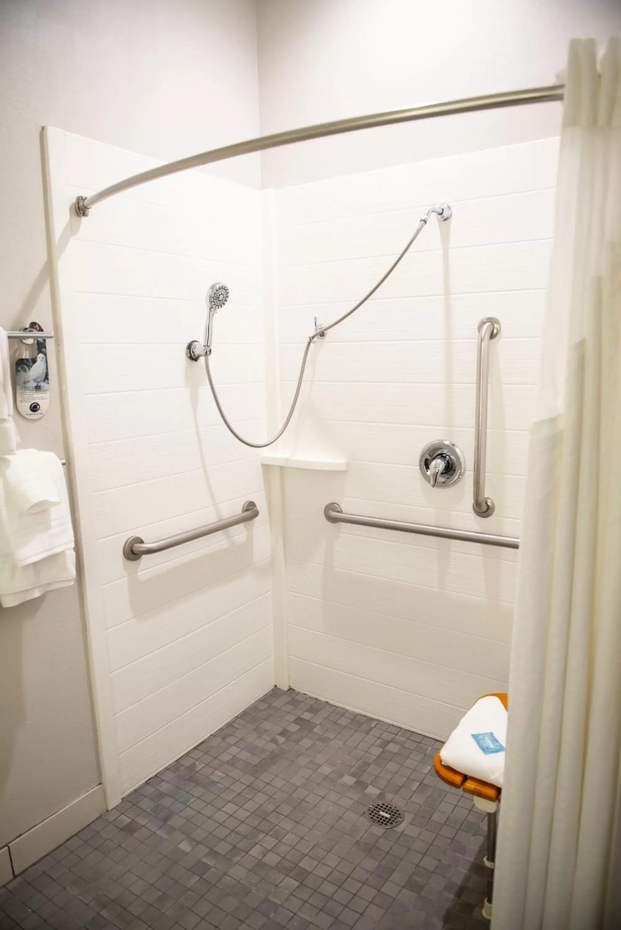 King Room with Roll in Shower - Hearing Accessible in Holiday Inn Express Hotel & Suites Sedalia by IHG King Room with Roll in Shower - Hearing Accessible in Holiday Inn Express Hotel & Suites Sedalia by IHG
