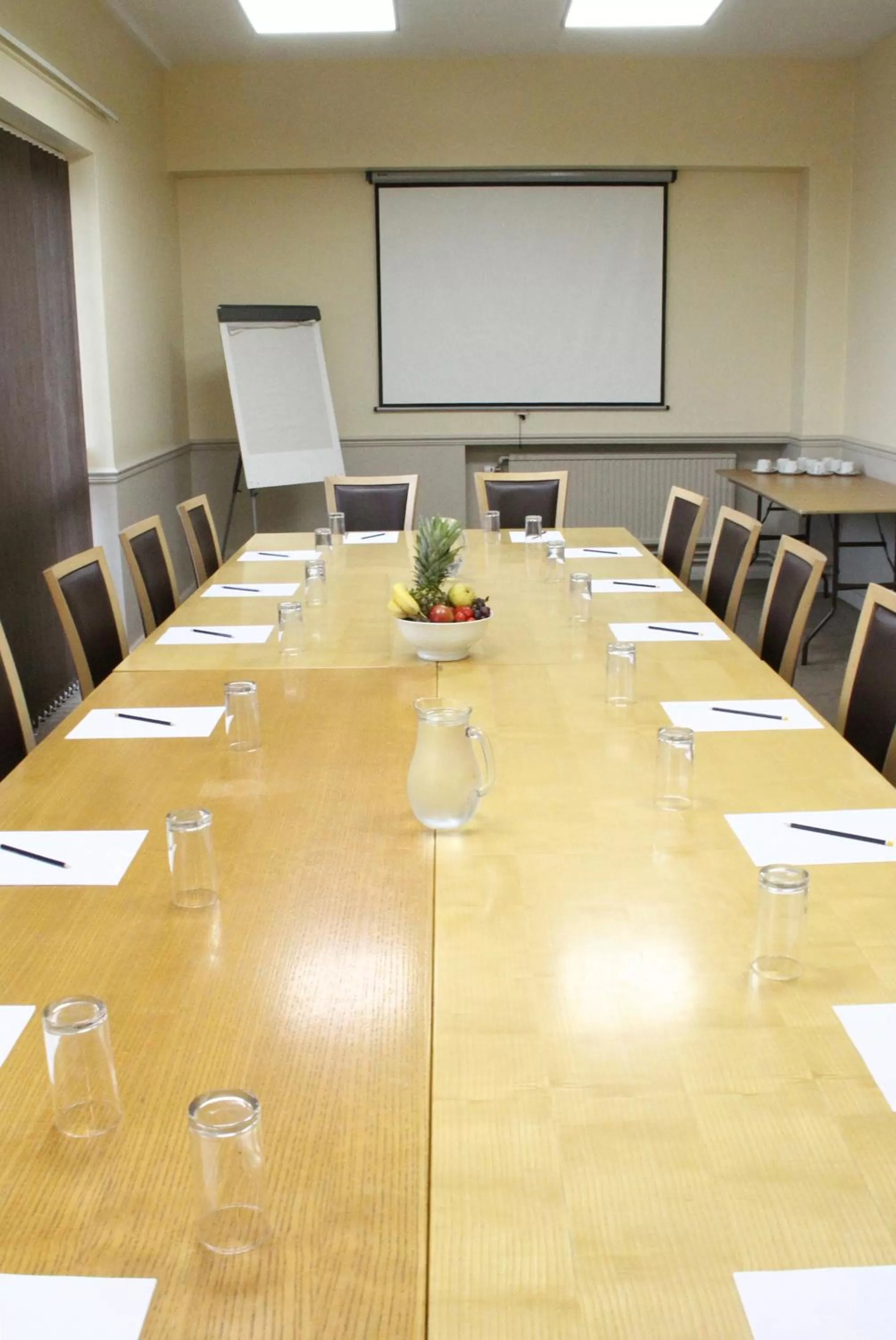 Meeting/conference room in Exeter Court Hotel