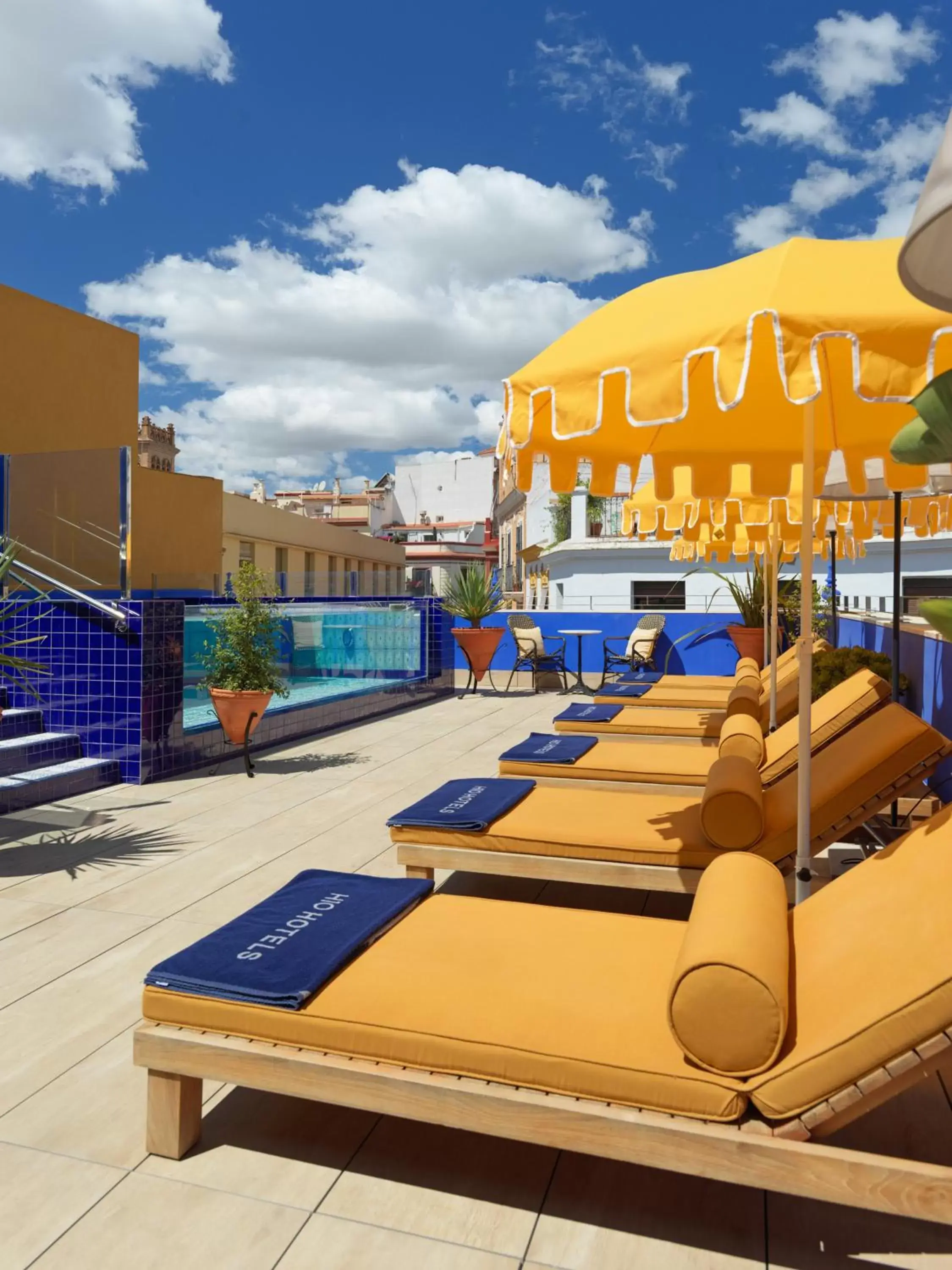 Swimming pool in H10 Corregidor Boutique Hotel Swimming pool in H10 Corregidor Boutique Hotel