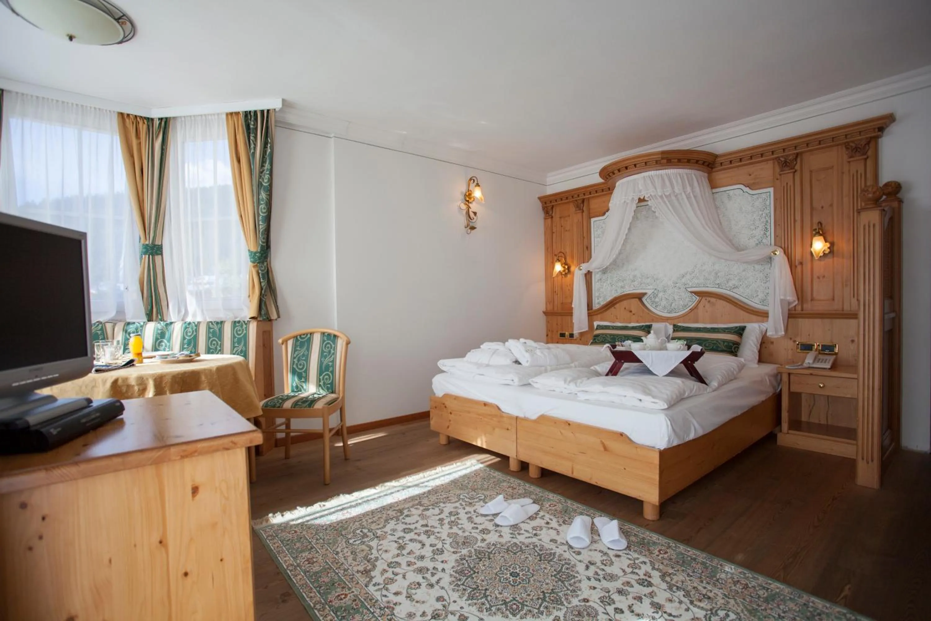 Photo of the whole room, Bed in Hotel Chalet all'Imperatore