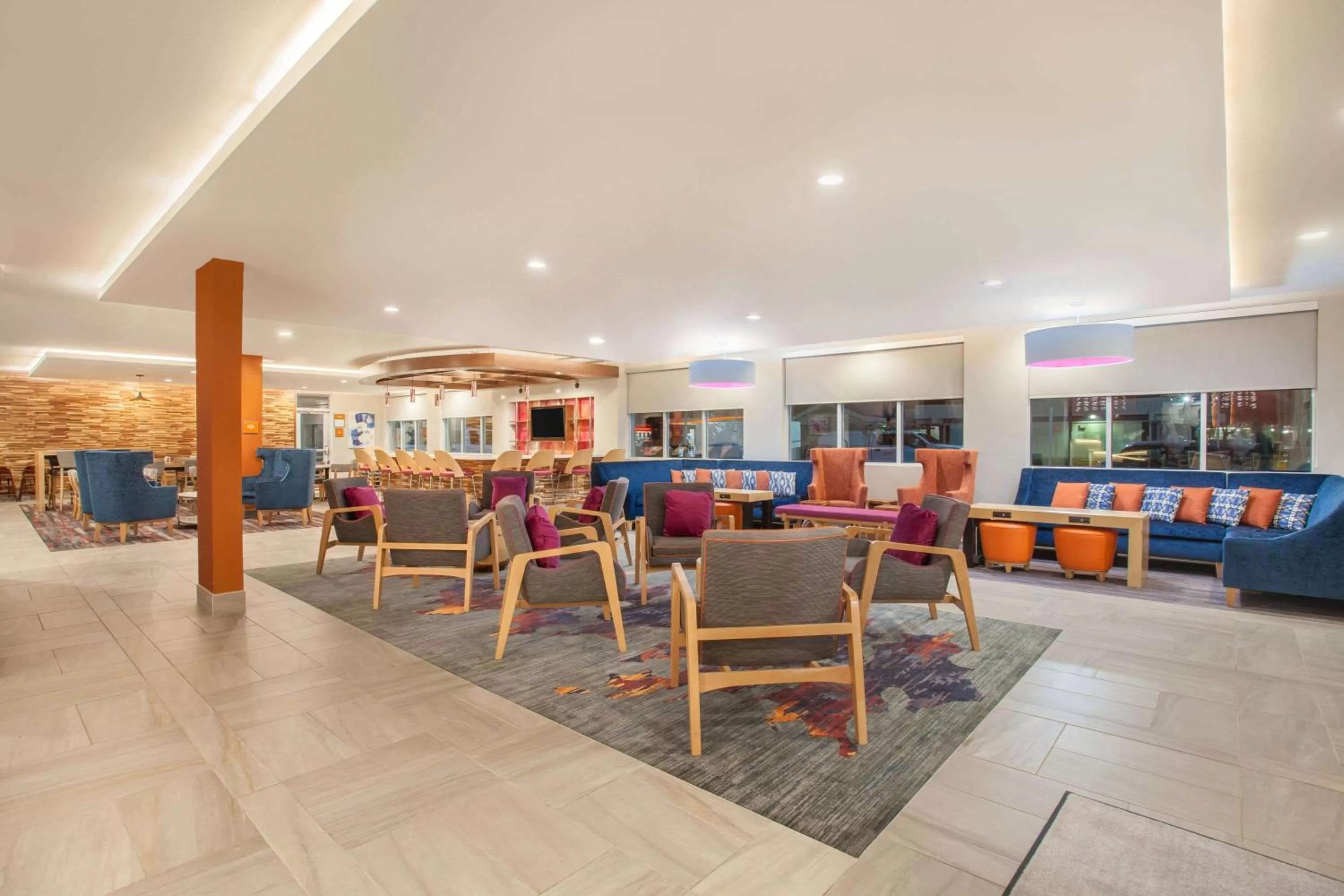 Lobby or reception in La Quinta by Wyndham Madera