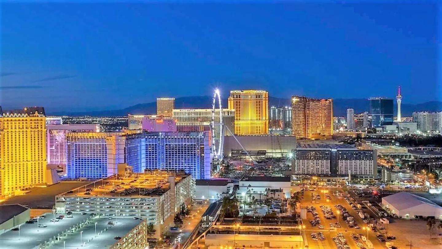 MGM Signature Towers by FantasticStay