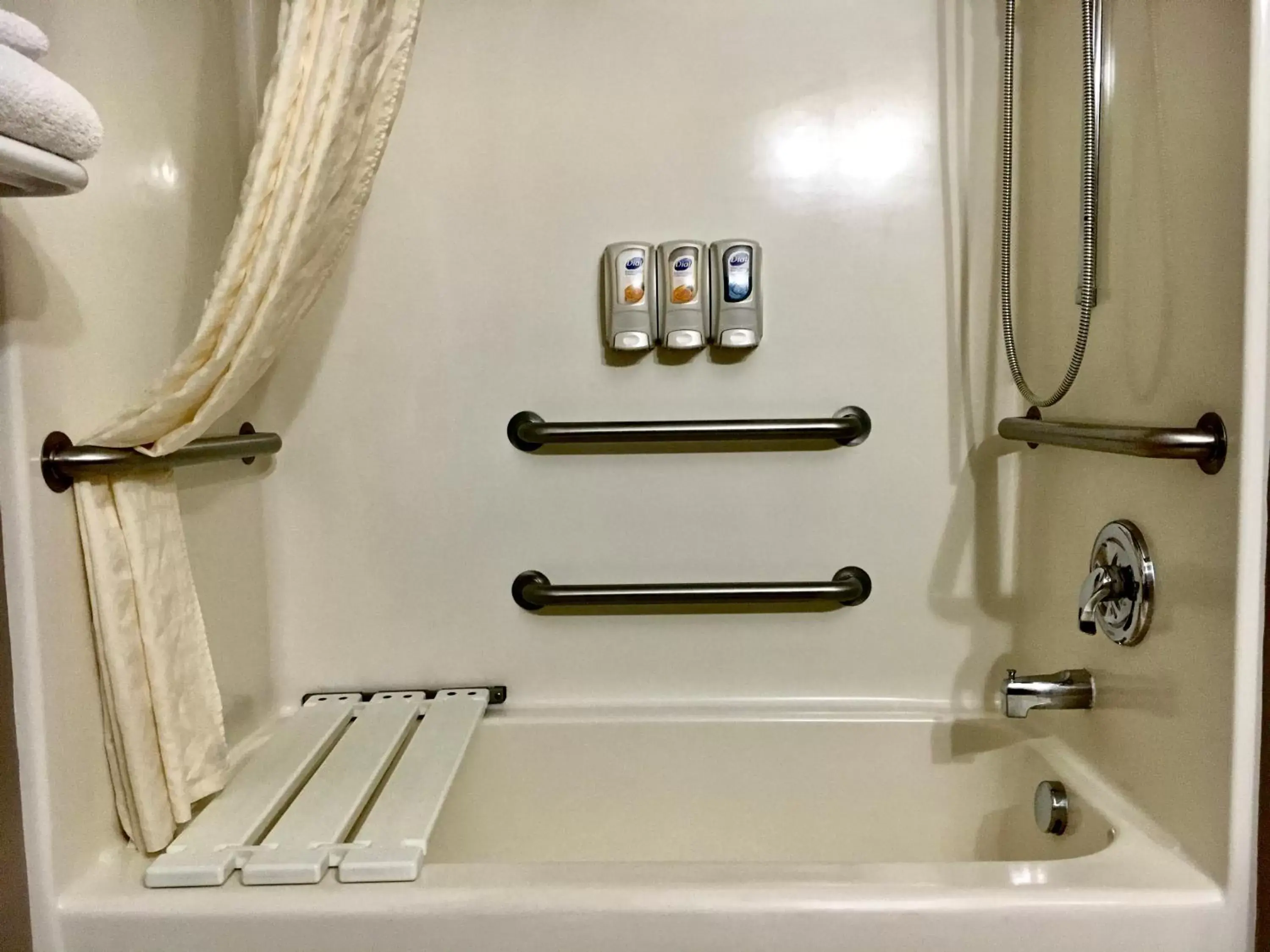 Shower, Bathroom in Best Western Wheatland Inn
