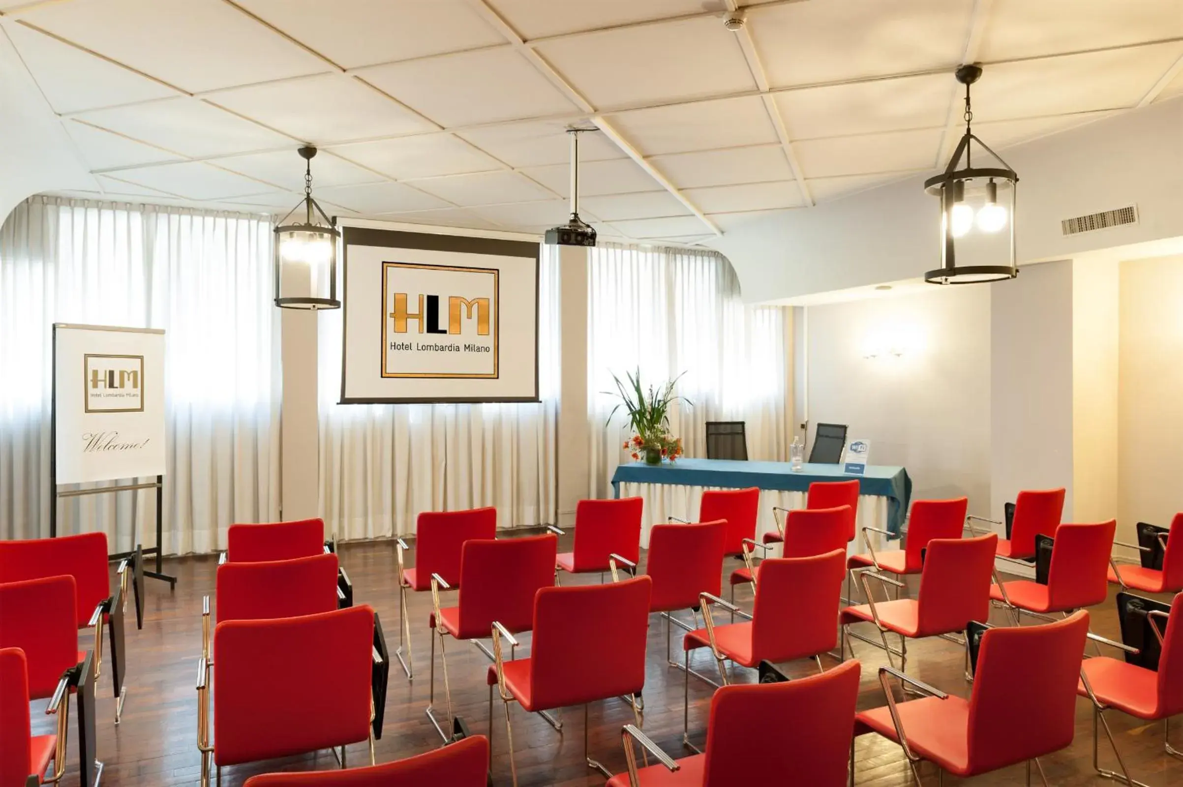 Meeting/conference room in Hotel Lombardia