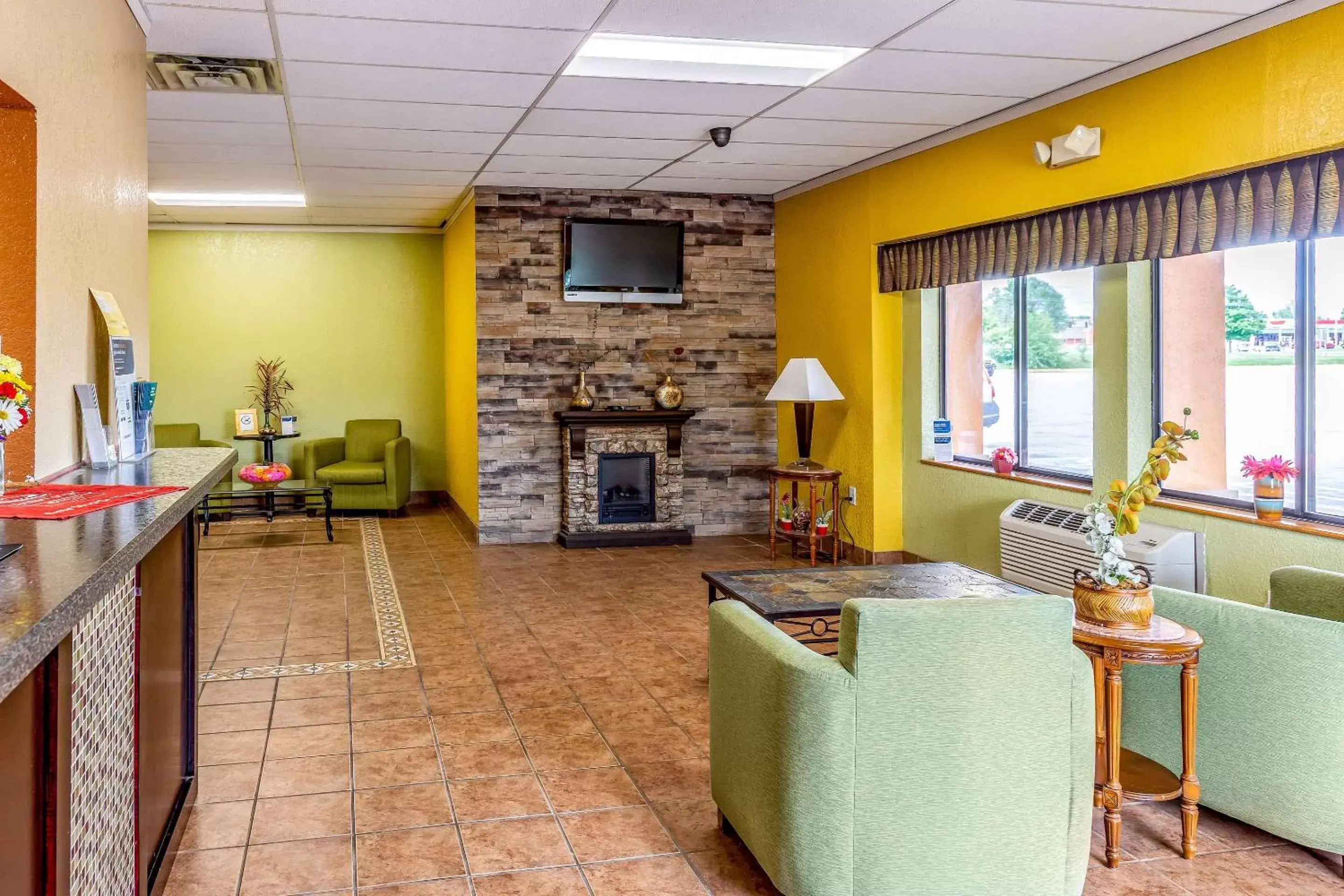 Lobby or reception in Econo Lodge Inn & Suites Newton