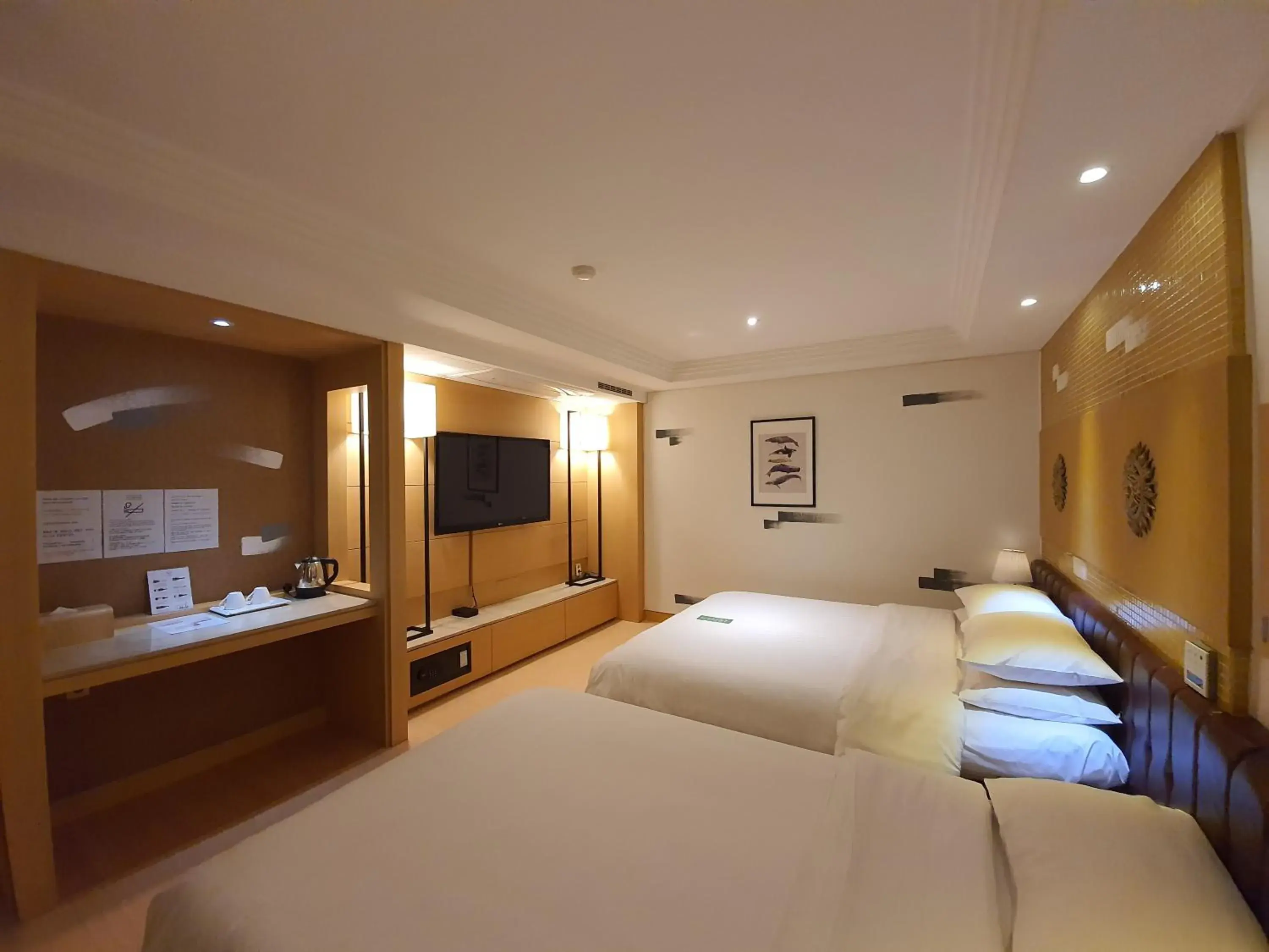 Superior Family Room Breakfast Included in Friendly DH Naissance Hotel by Mindrum Group Superior Family Room Breakfast Included in Friendly DH Naissance Hotel by Mindrum Group