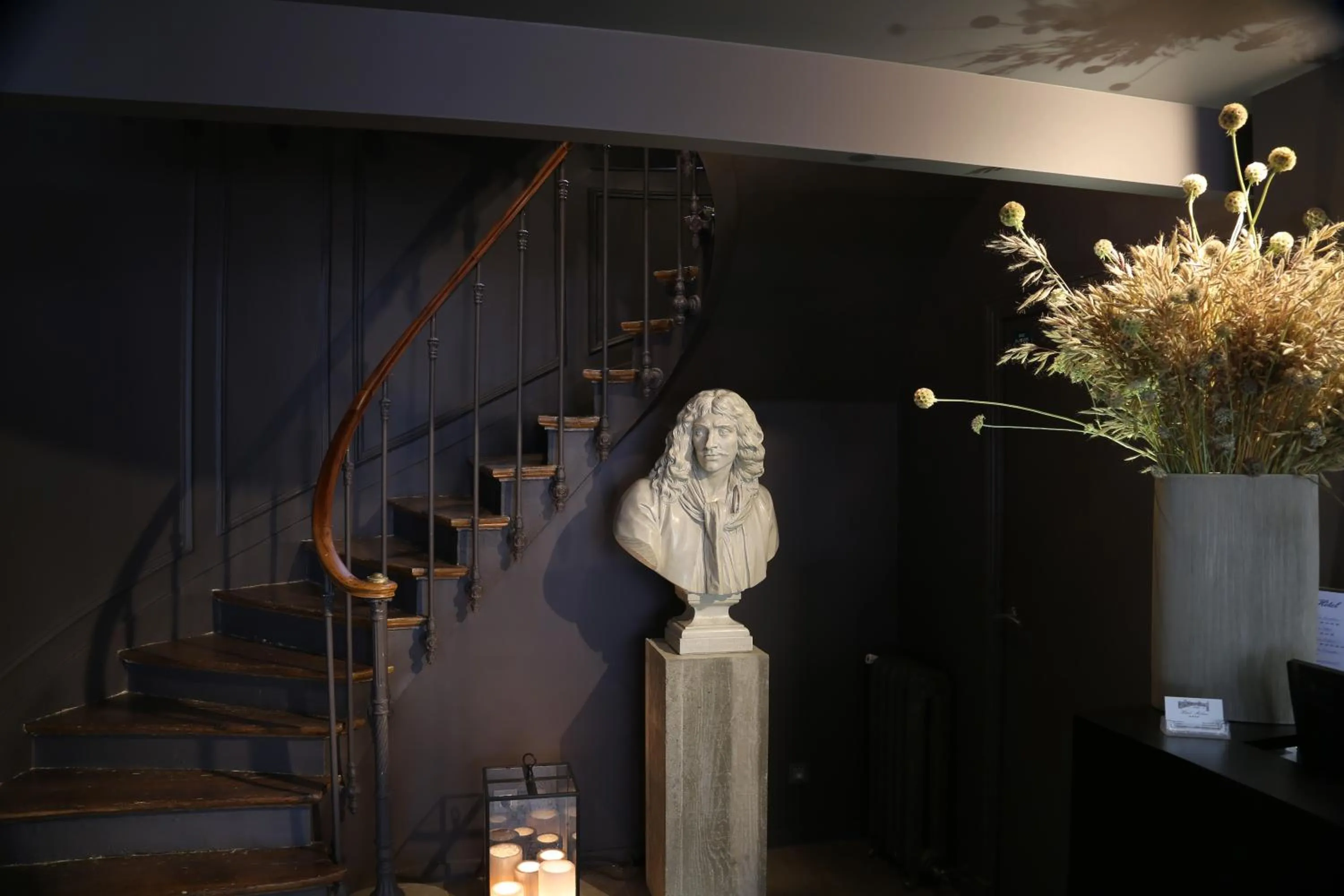 Lobby or reception in Hôtel Molière