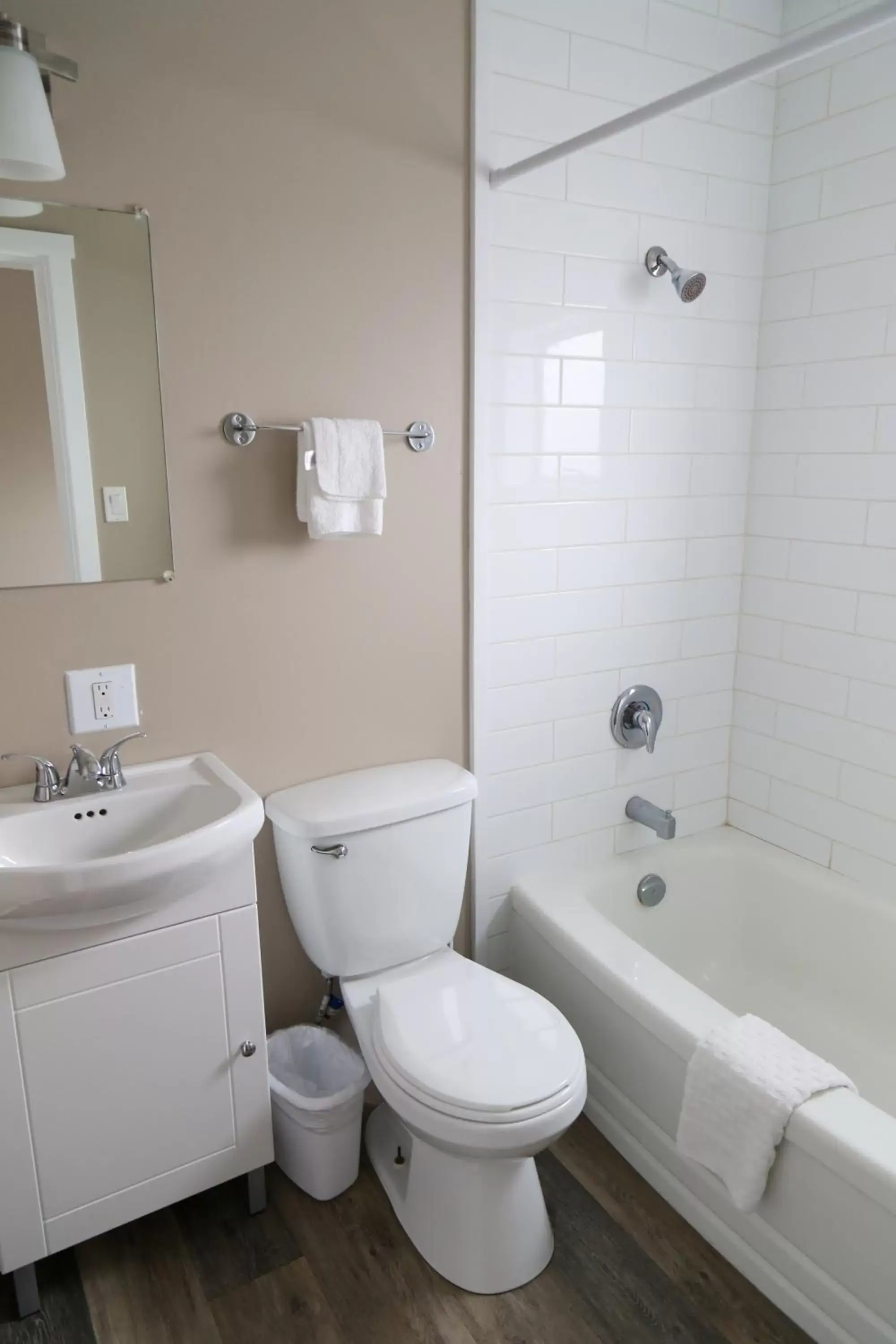 Bathroom in Richter Pass Beach Resort