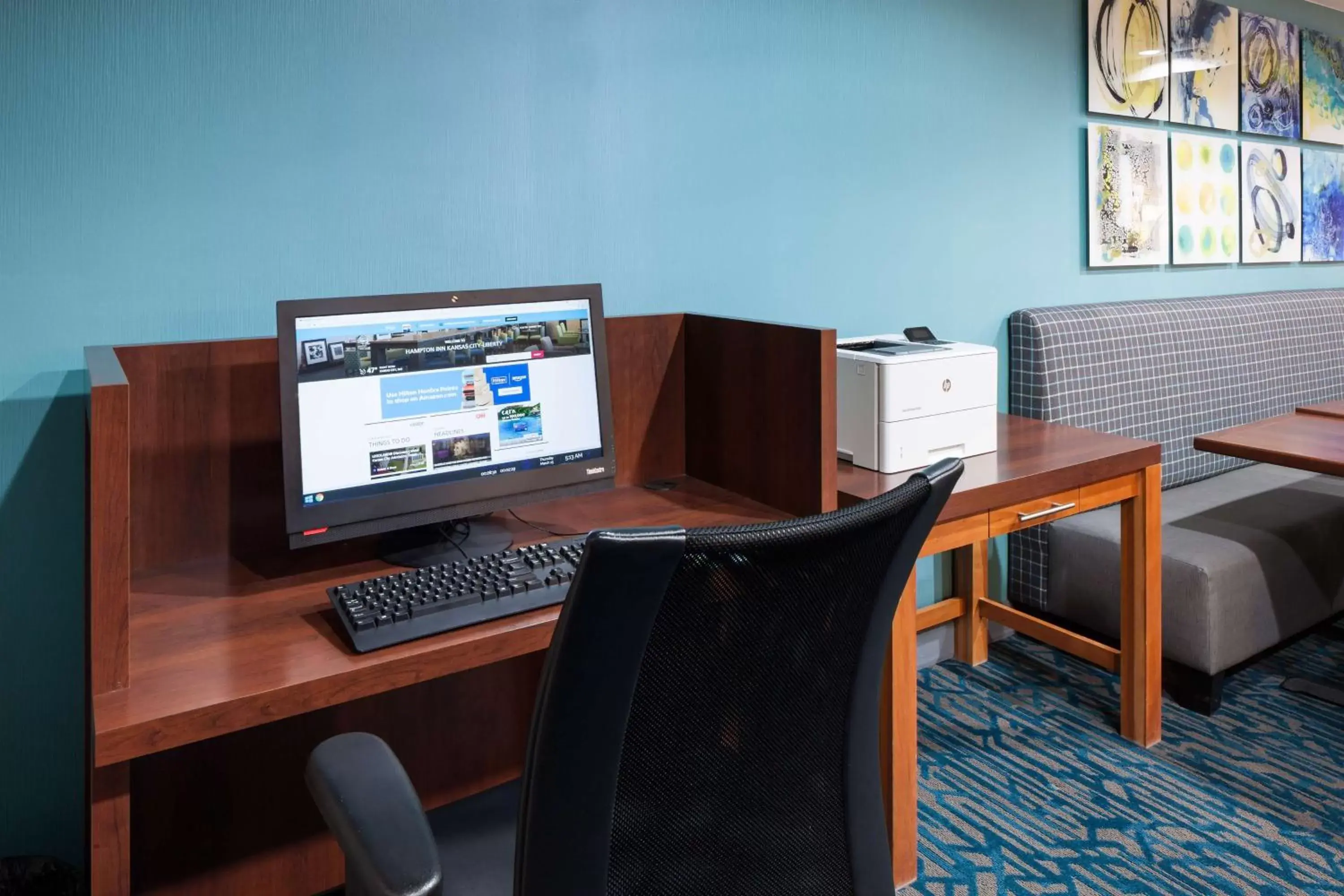 Business facilities in Hampton Inn Kansas City Liberty