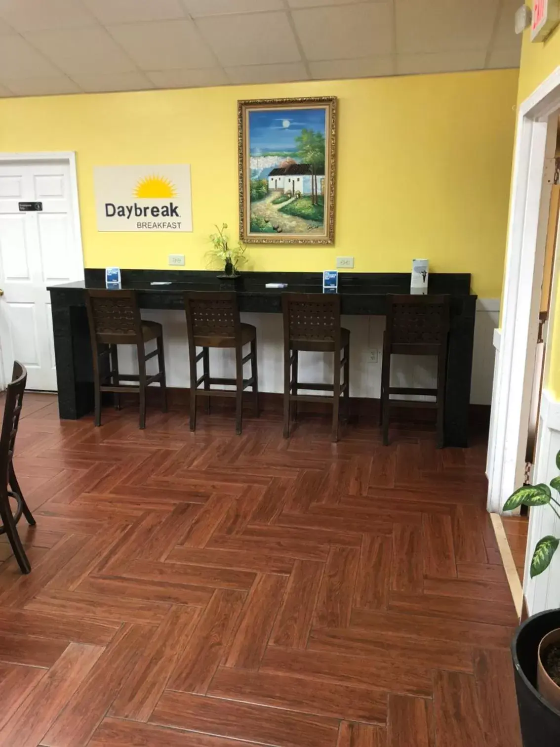 Breakfast in Days Inn by Wyndham Fayetteville-South/I-95 Exit 49 Breakfast in Days Inn by Wyndham Fayetteville-South/I-95 Exit 49