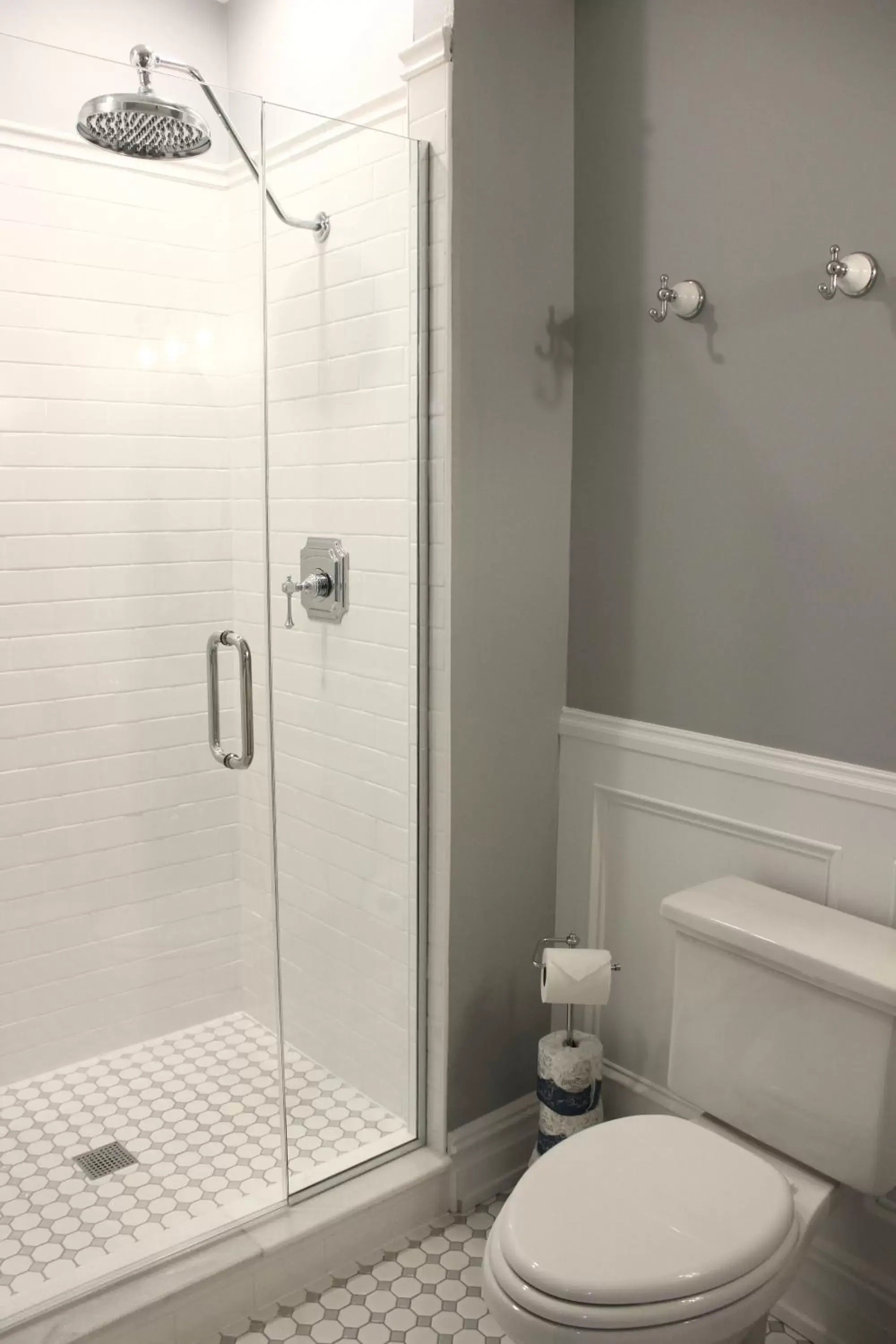Bathroom in The Plainfield Inn