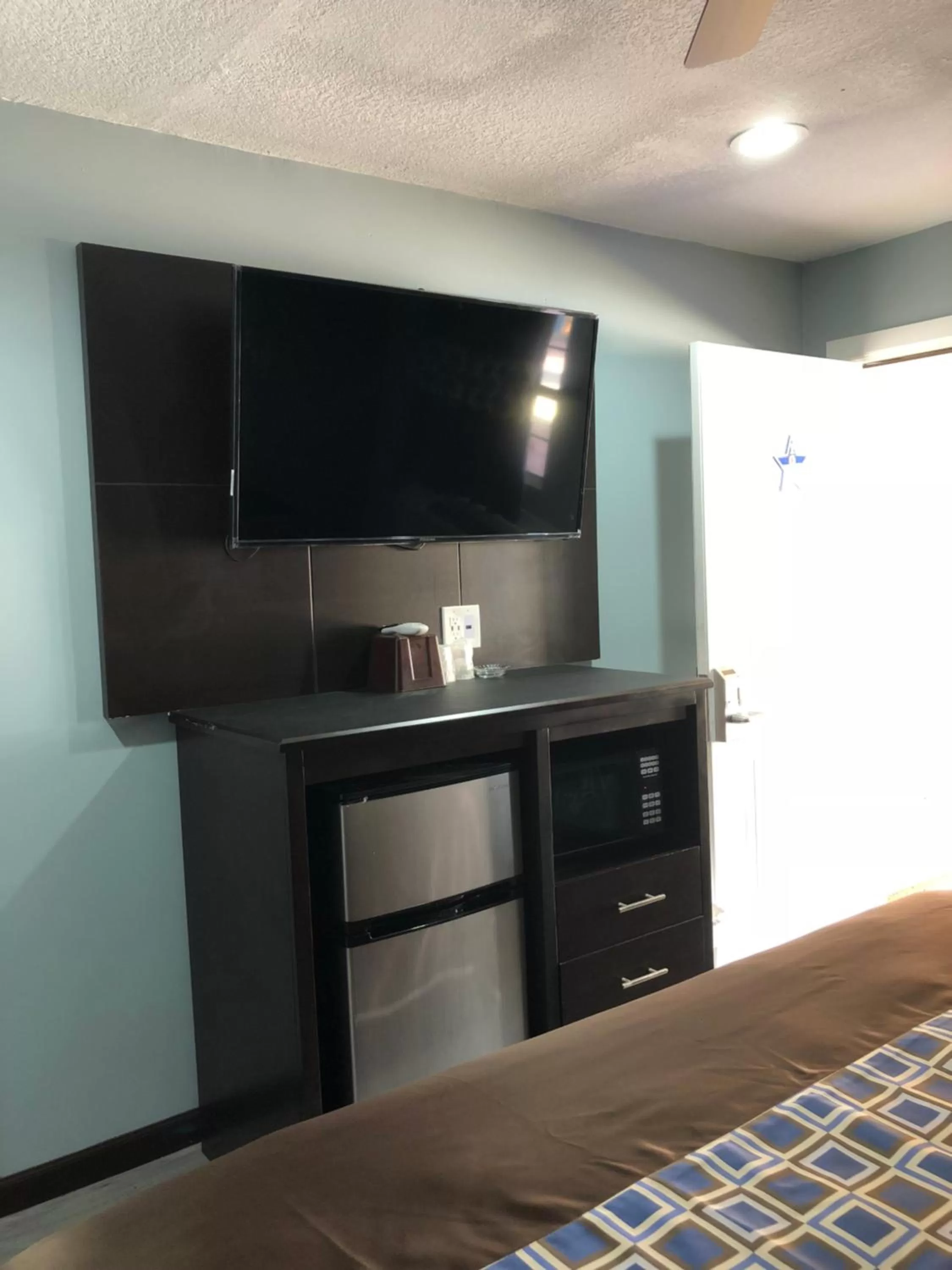 Bed in Star Light Inn