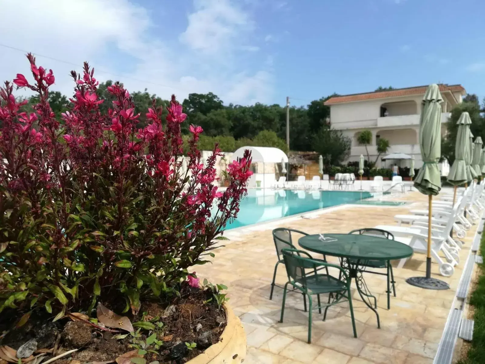 Property building, Swimming Pool in Residenza Aurora