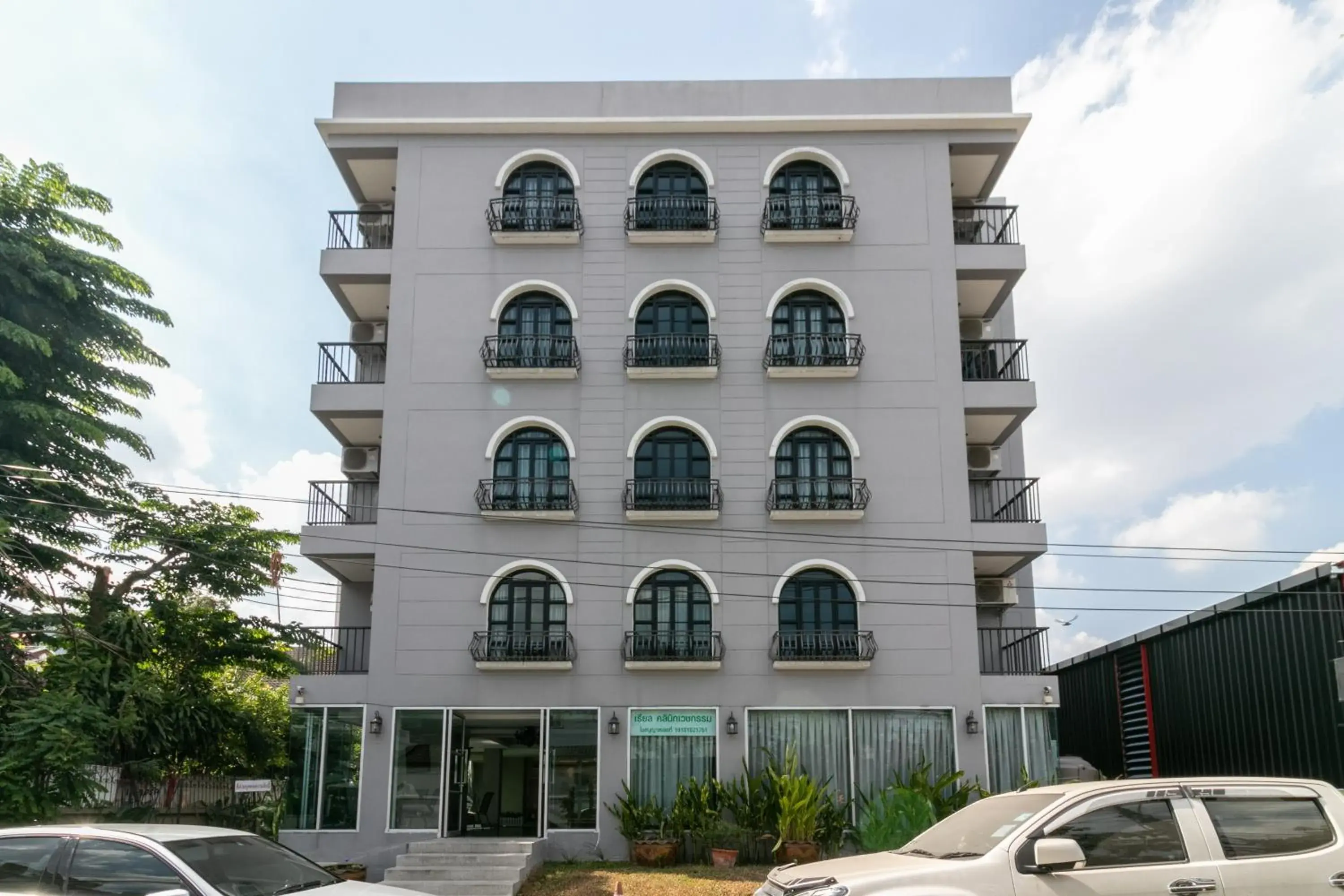 Property Building in Resortel Lat Phrao 91