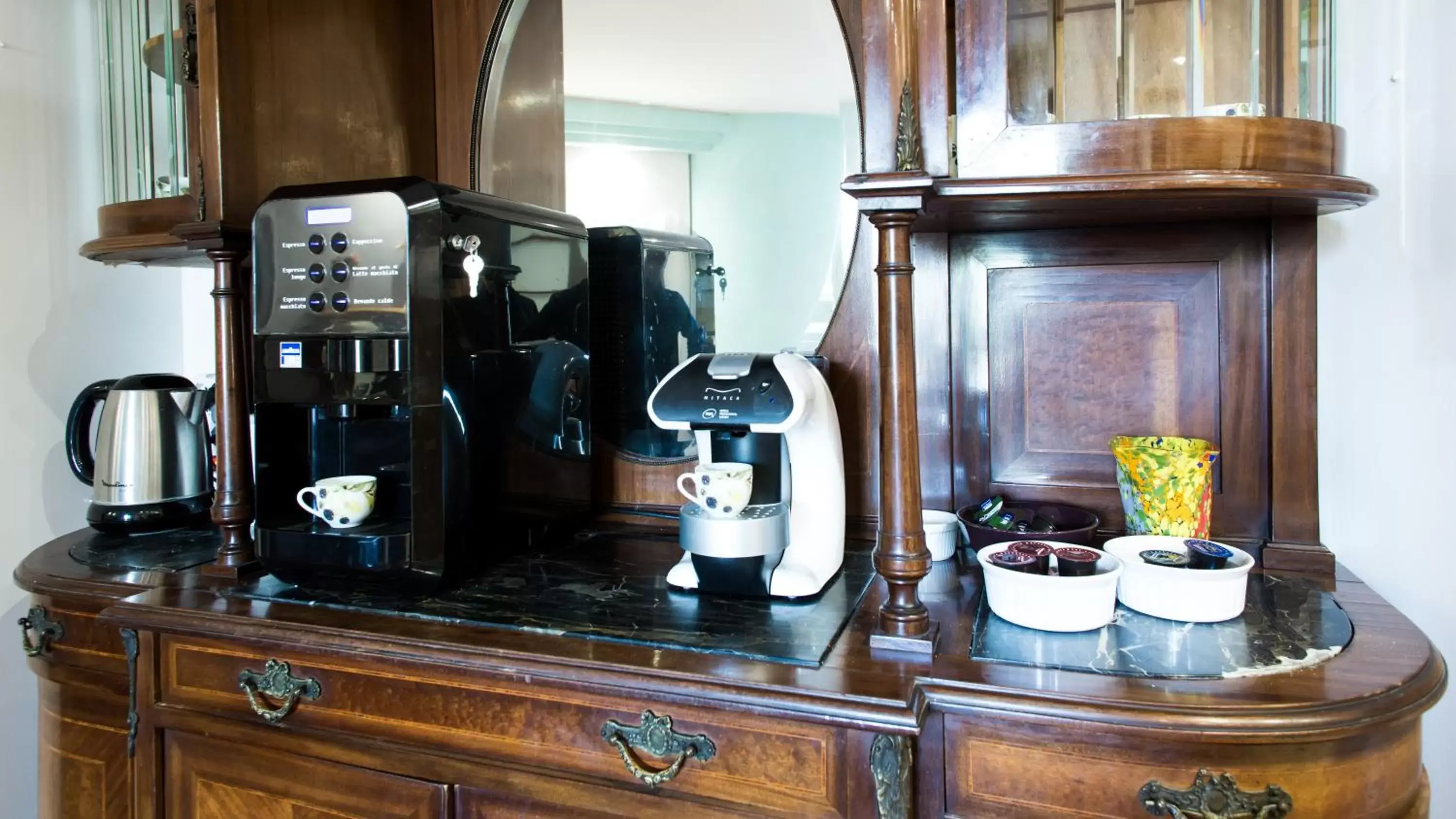 Coffee/Tea Facilities in 10 Minutes B&B Bed & Breakfast