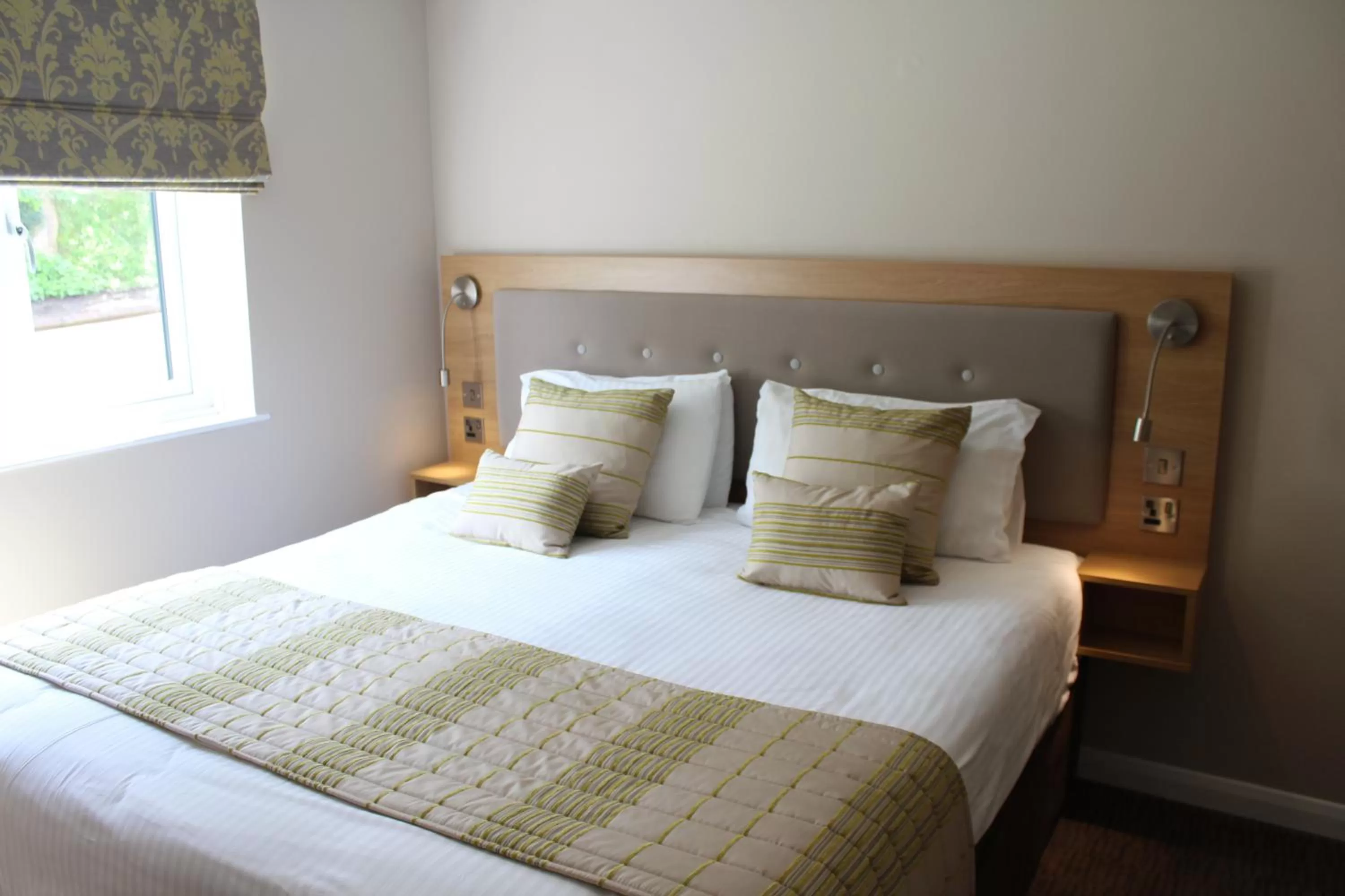 Bed in China Fleet Country Club