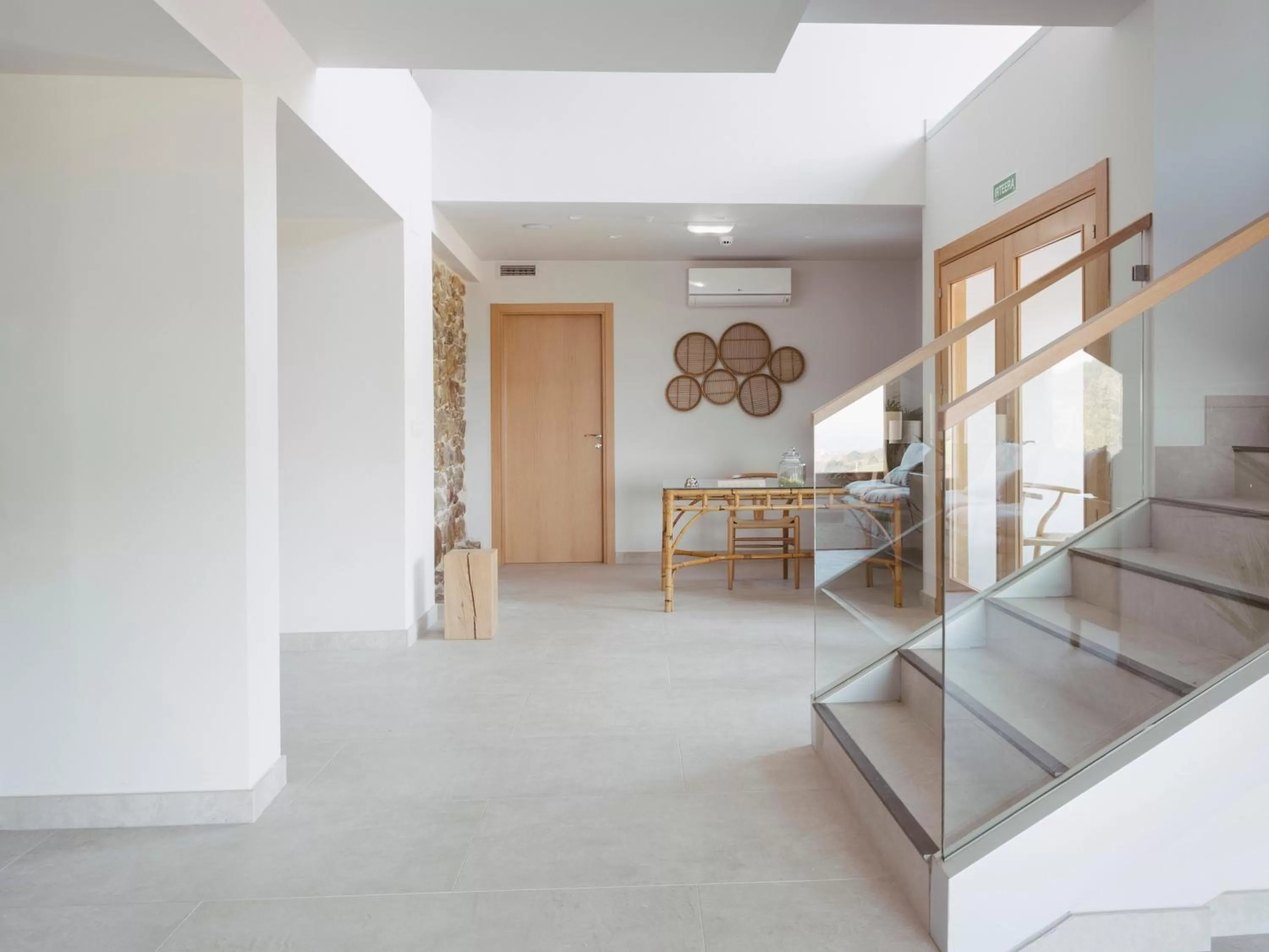 Lobby or reception in Hotel Nafarrola - Gastronomy & Wine