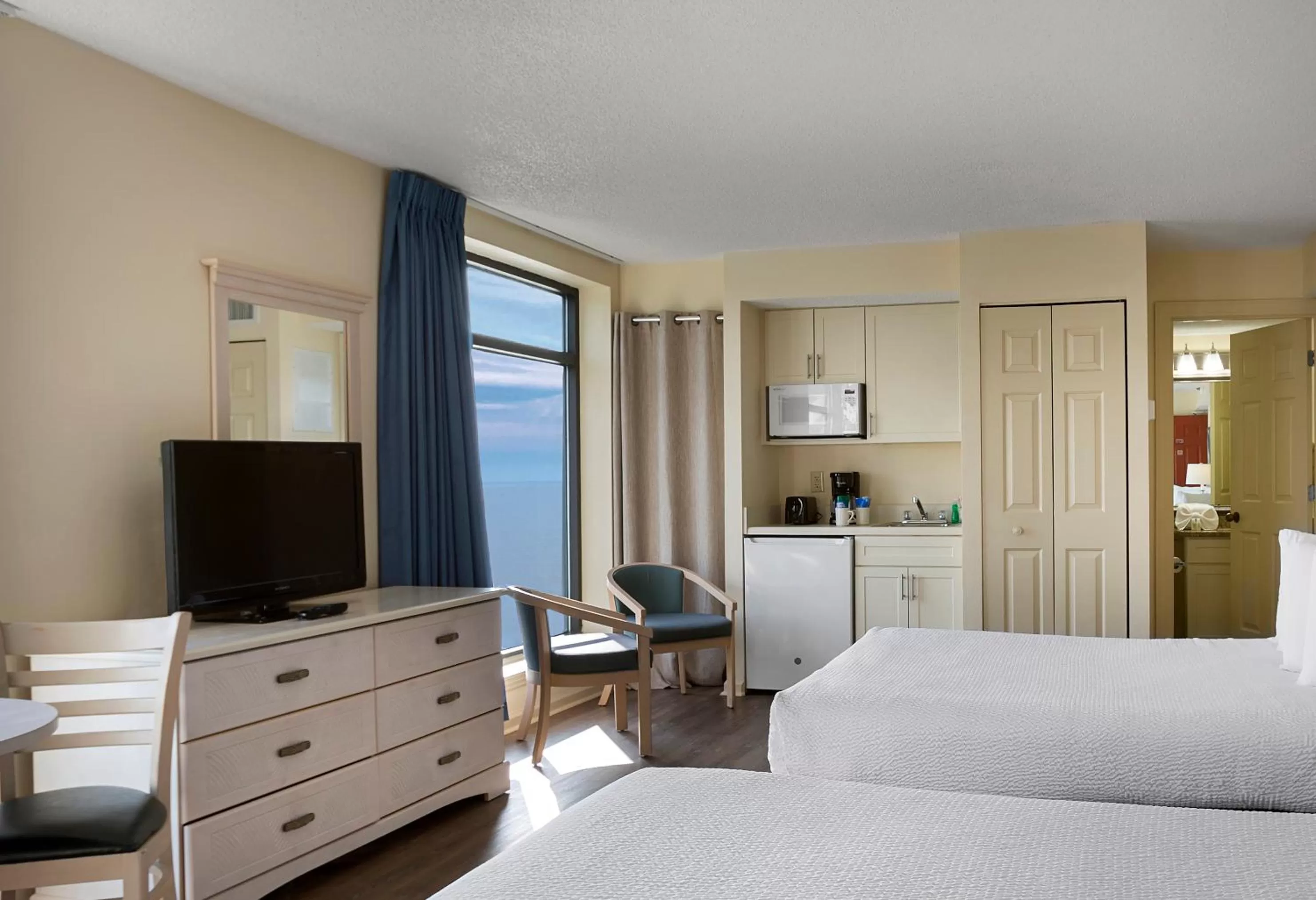 Studio in Beach Colony Resort