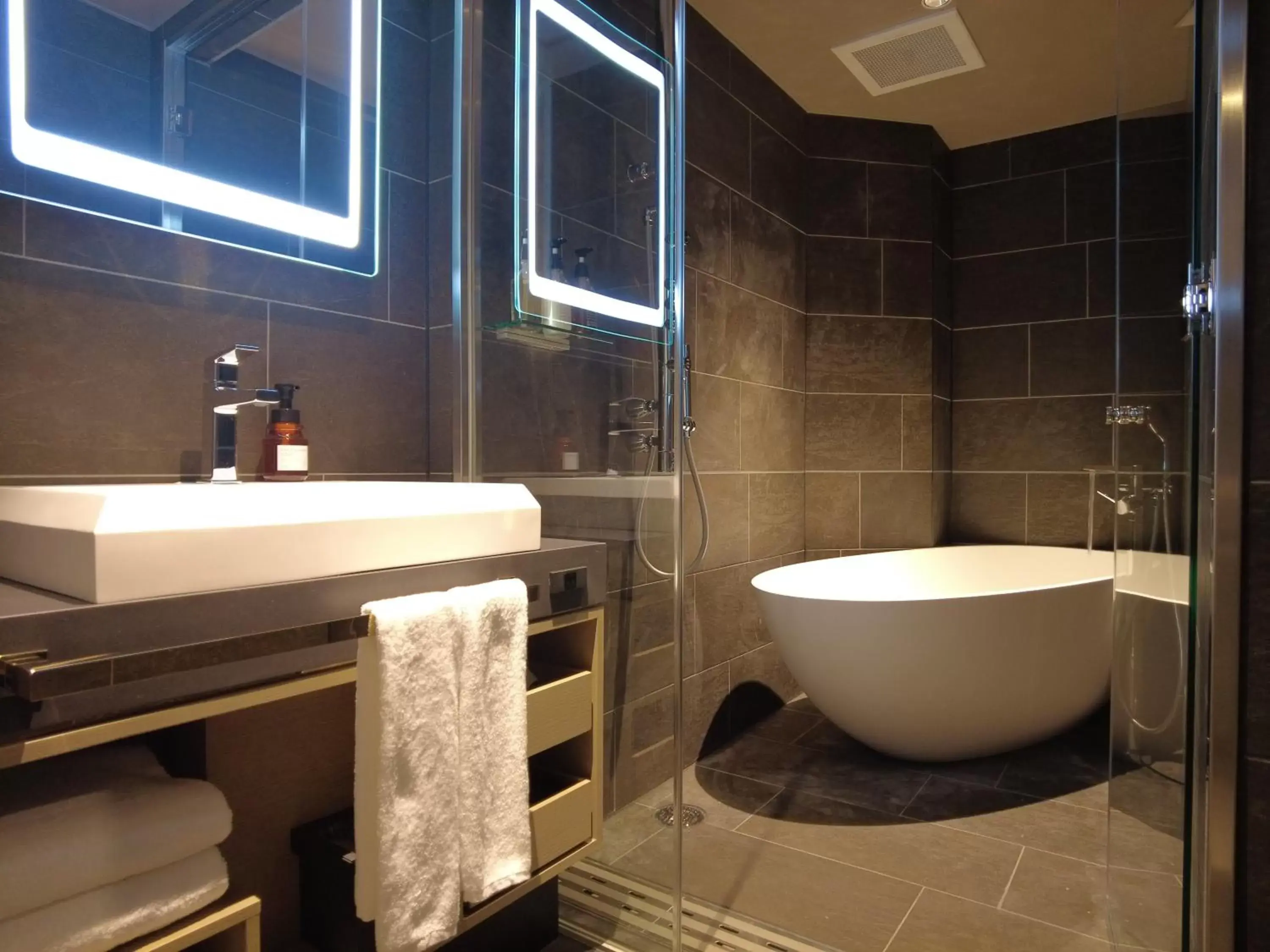 Bathroom in Hotel Cordia Osaka Hommachi