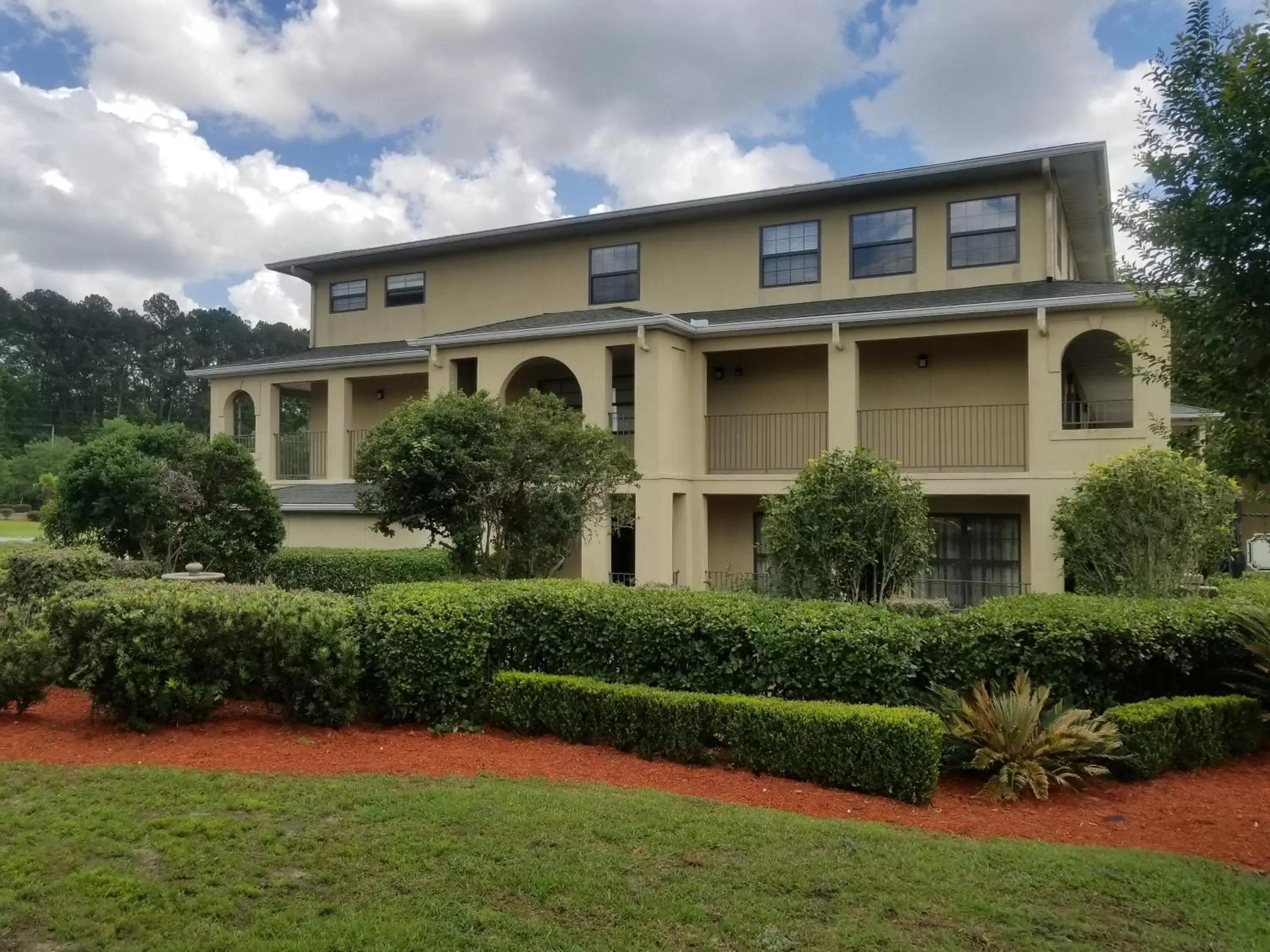 Property building in Inn at Mulberry Grove Property building in Inn at Mulberry Grove