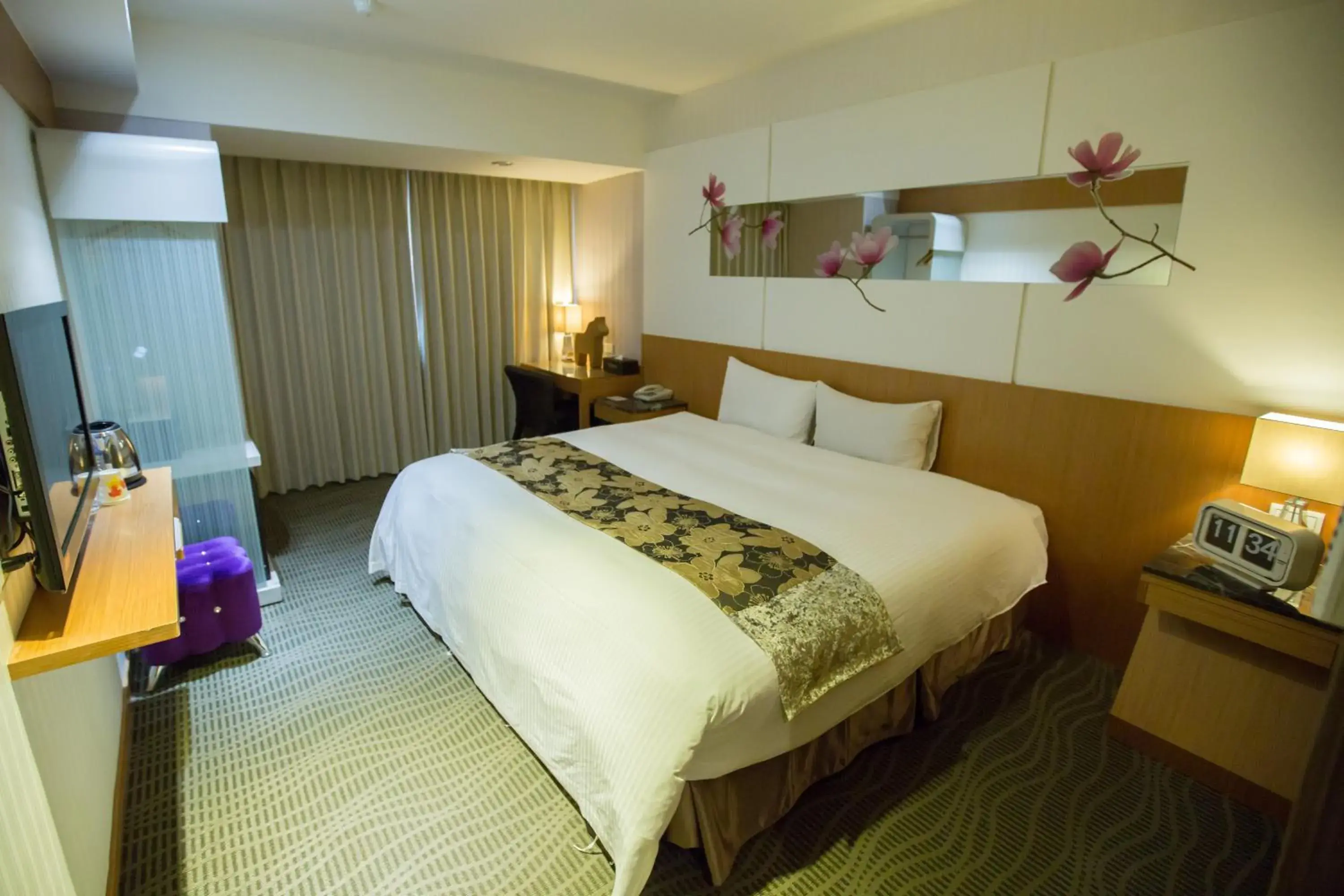 Bed in Ximen Relite Hotel