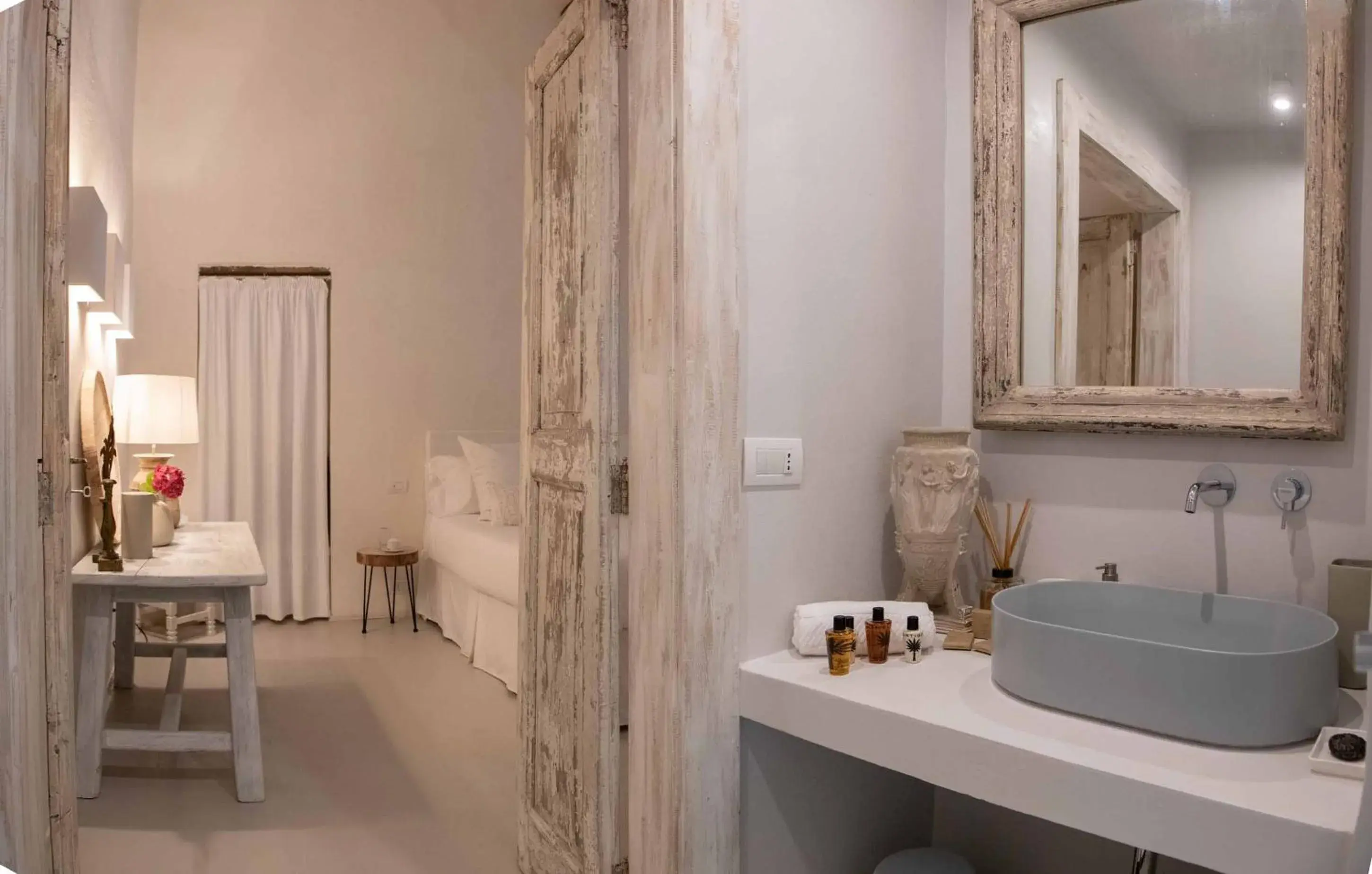 Bathroom in Castello di San Marco Charming Hotel & SPA